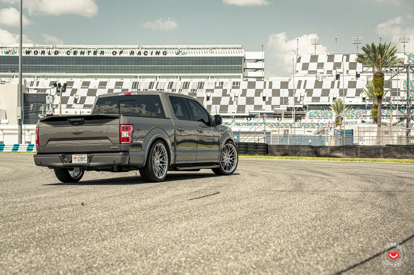 Vossen Forged S17-07 on Ford F-150 P702 (2021-present), photo 2