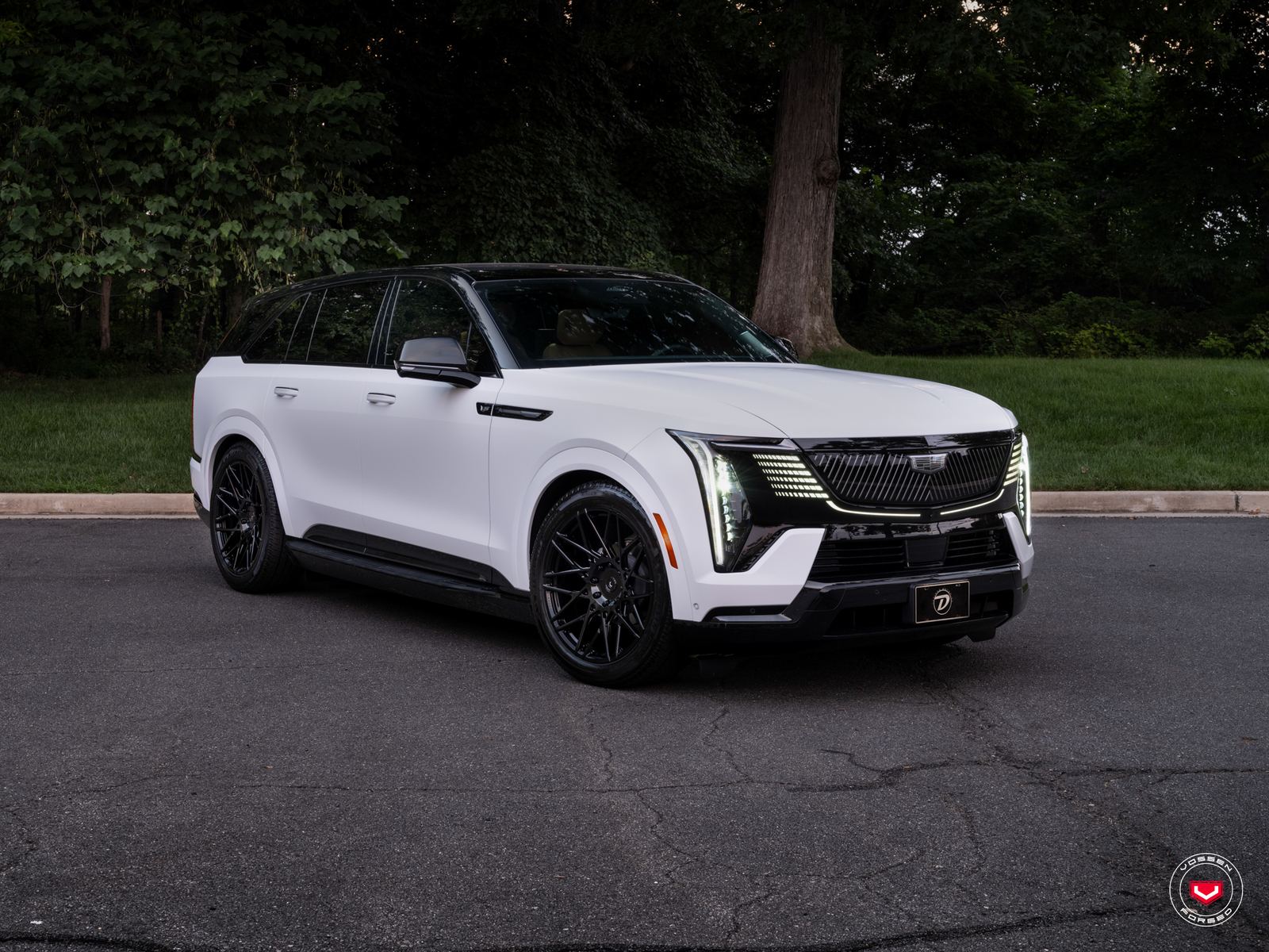 Vossen Forged S17-07 on Cadillac Escalade IQ 1st gen