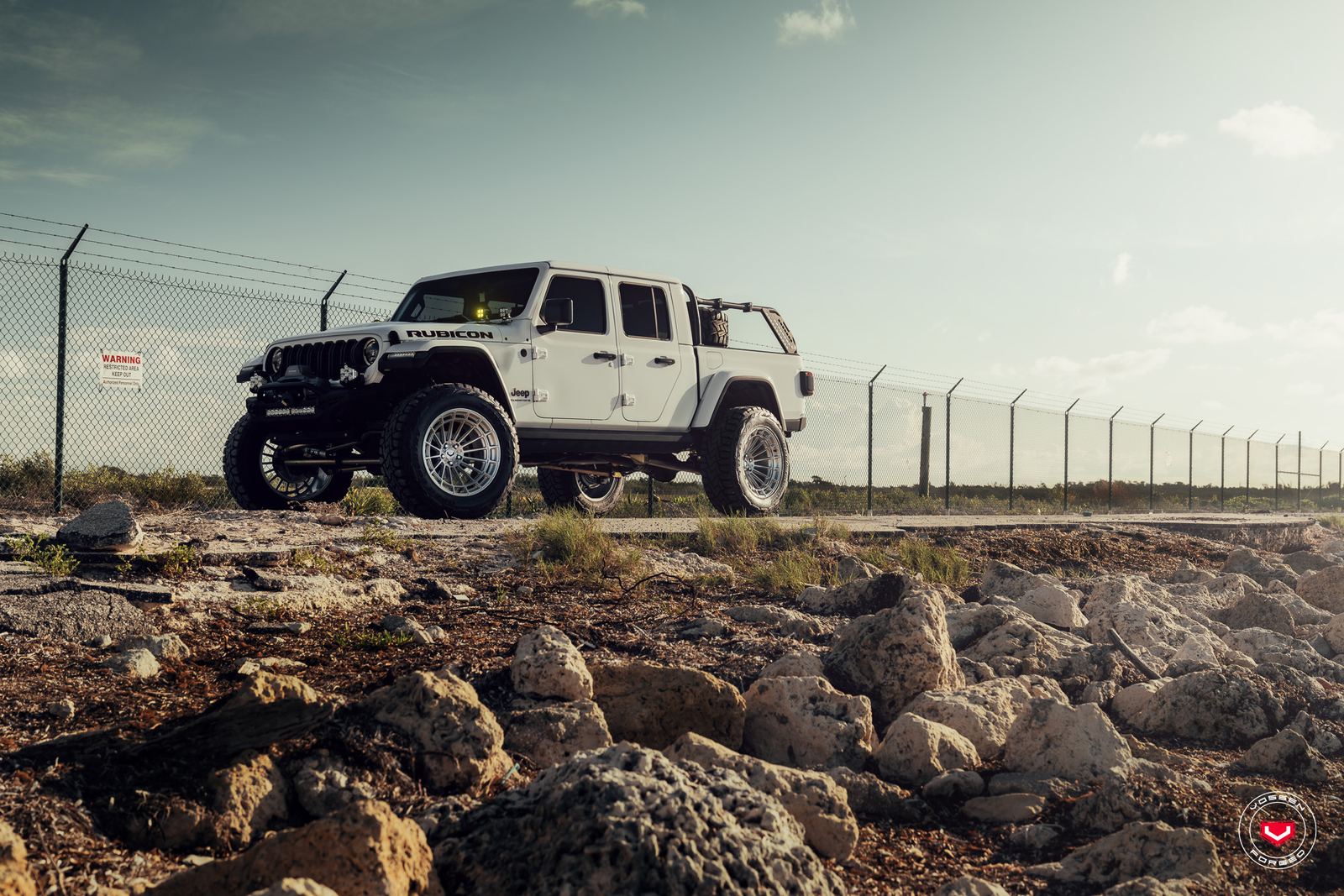 Vossen Forged LCX-01 on Jeep Gladiator JT (2020-)