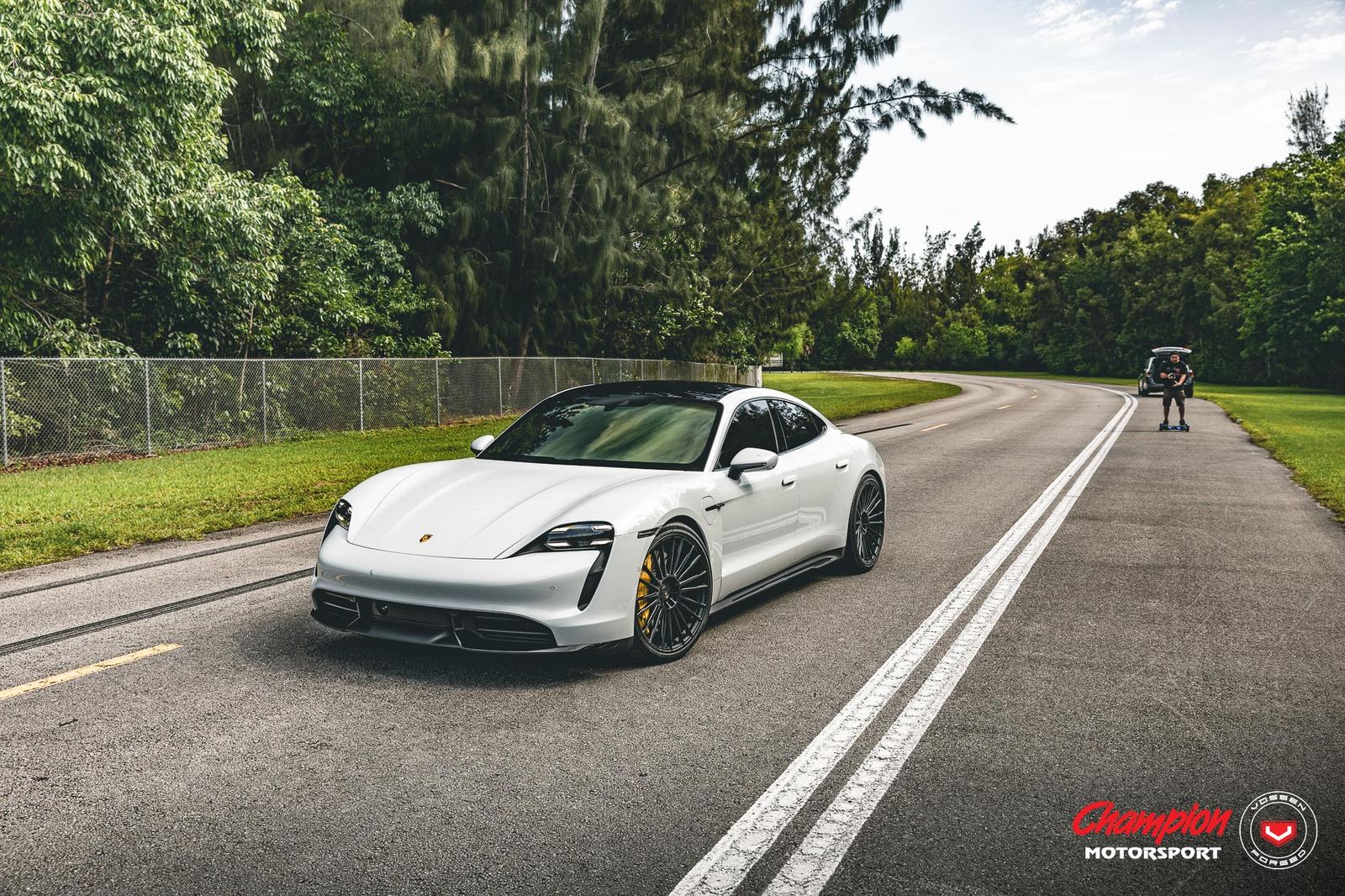 Vossen Forged S17-04 on Porsche Taycan J1.1, photo 3