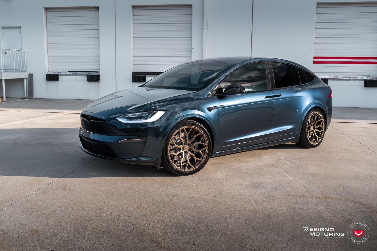 Vossen Forged S17-01 on Tesla Model X Original (2015-2021)