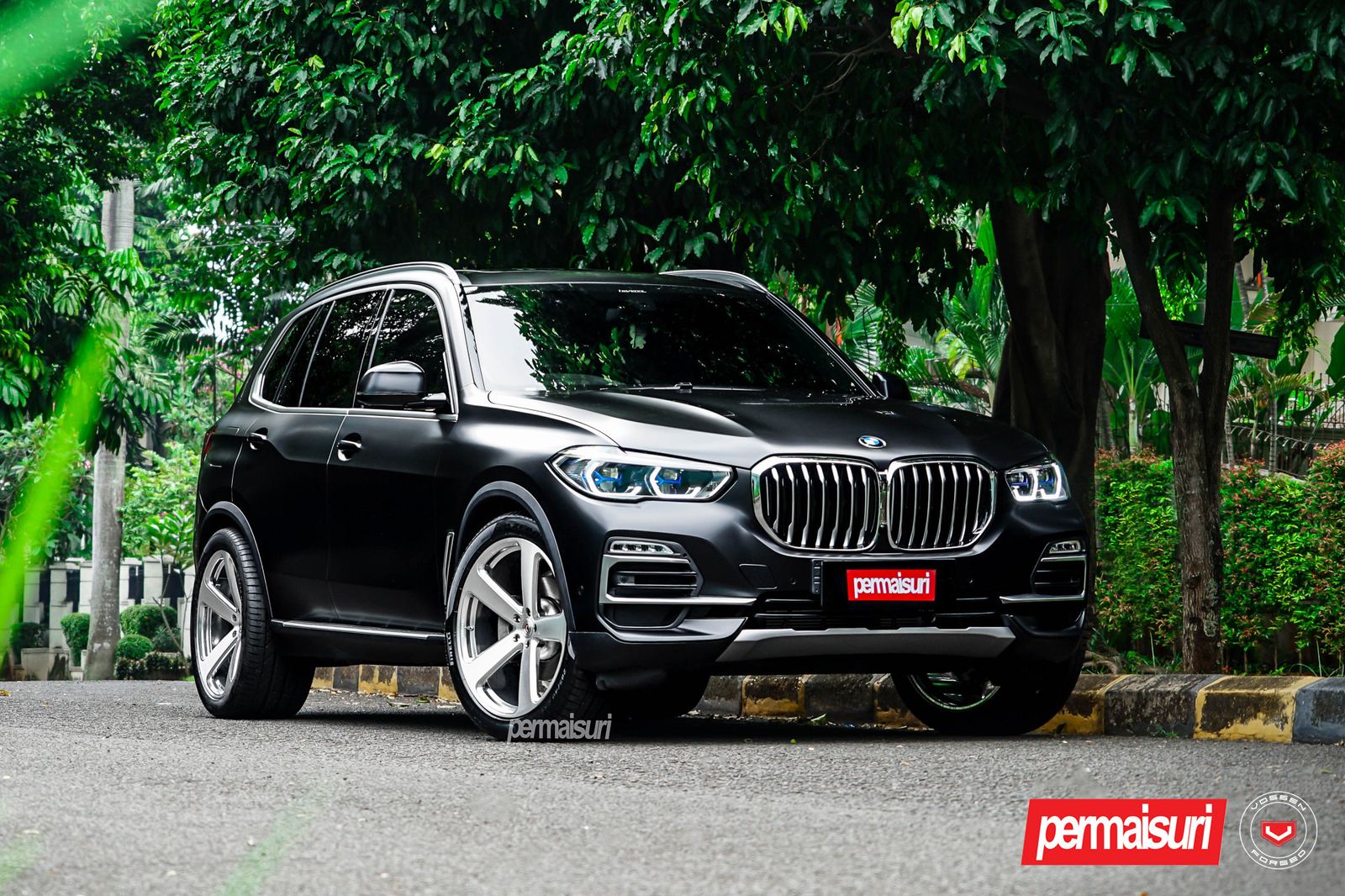 Vossen Forged CG-210 on BMW X5 G05.1