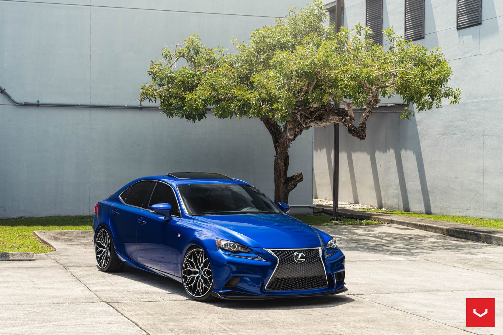 Vossen Forged HF-2 on Lexus IS XE30