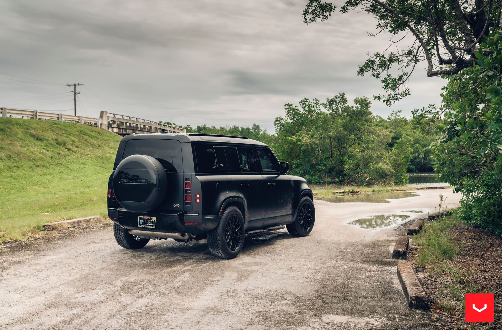 Vossen Forged HF-2 on Land Rover Defender L663, photo 2