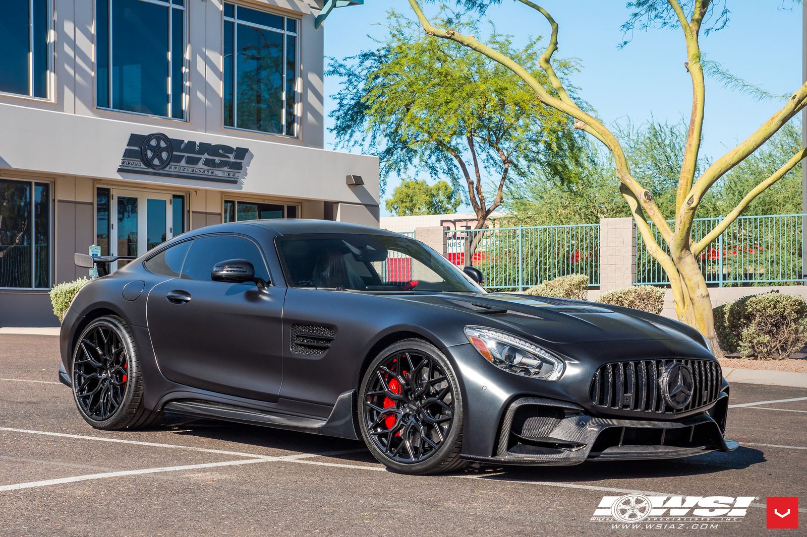 Vossen Forged HF-2 on Mercedes-Benz AMG GT C190.1