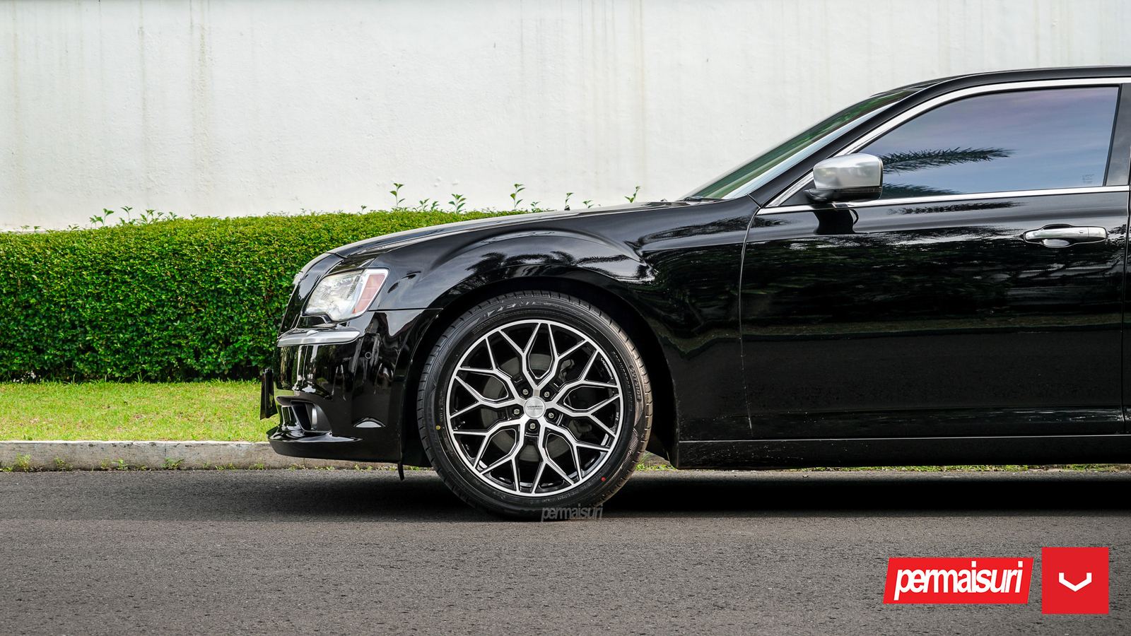 Vossen Forged HF-2 on Chrysler 300 LD (2nd gen), photo 2