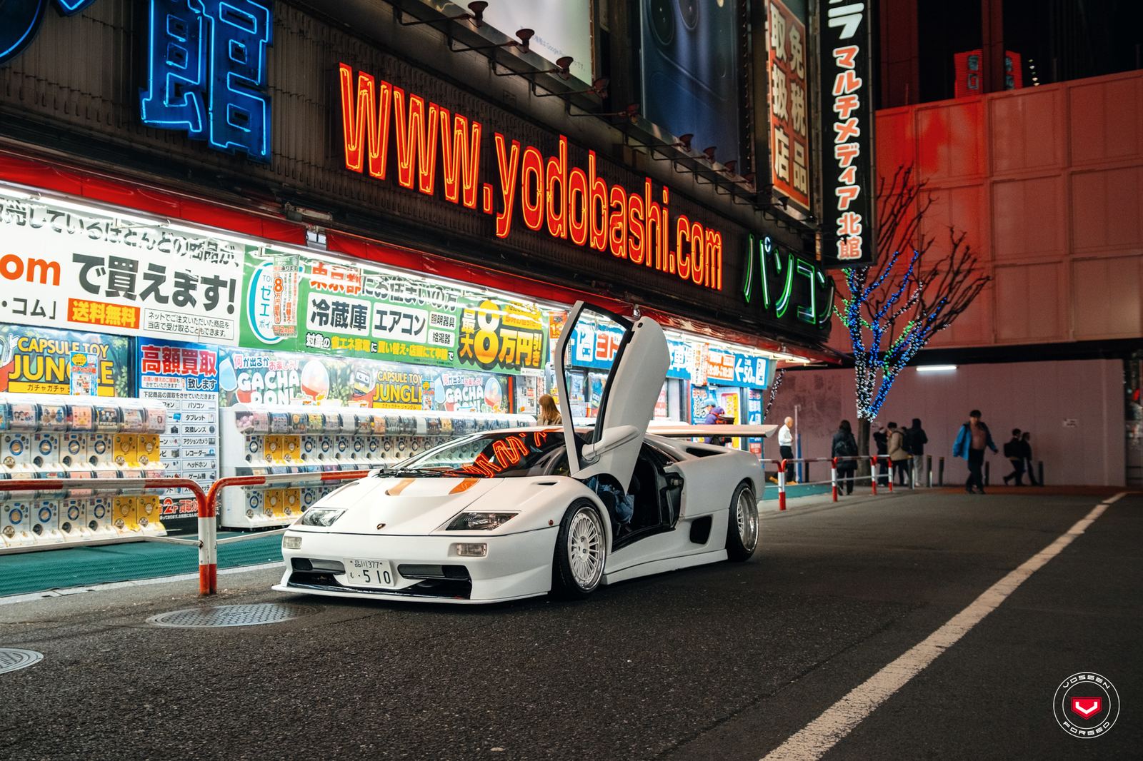 Vossen Forged GEN-04 (3-piece) on Lamborghini Diablo (1990)