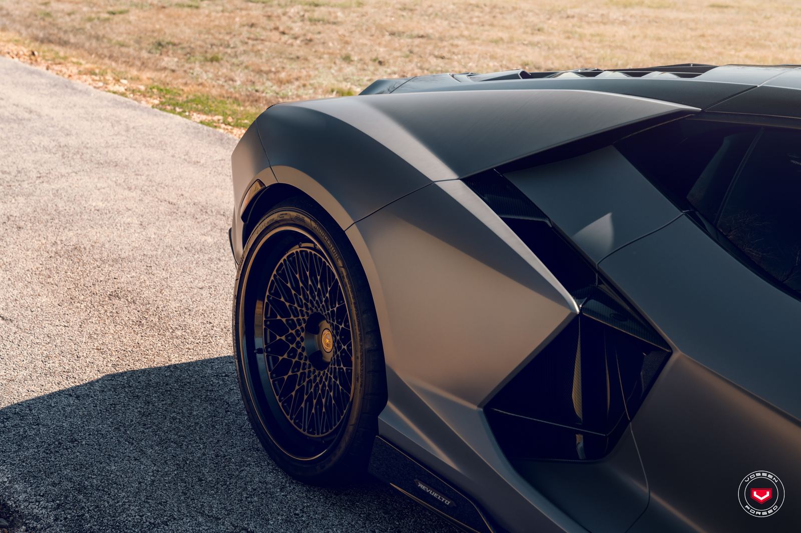 Vossen Forged GEN-05 (3-piece) on Lamborghini Revuelto LB744, photo 3