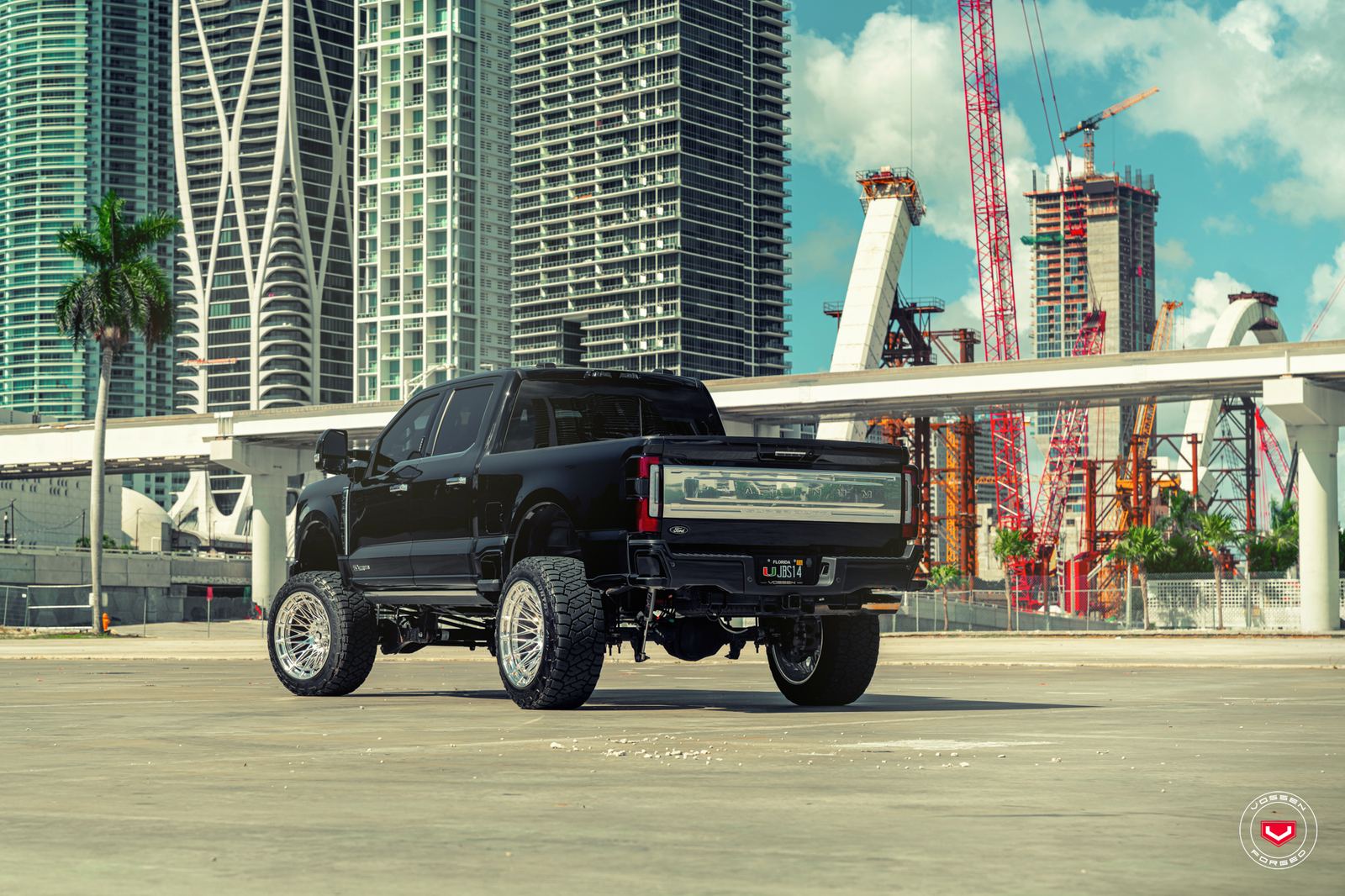 Vossen Forged LCX-03 on Ford F-250 Super Duty 5th gen Super Duty, photo 2