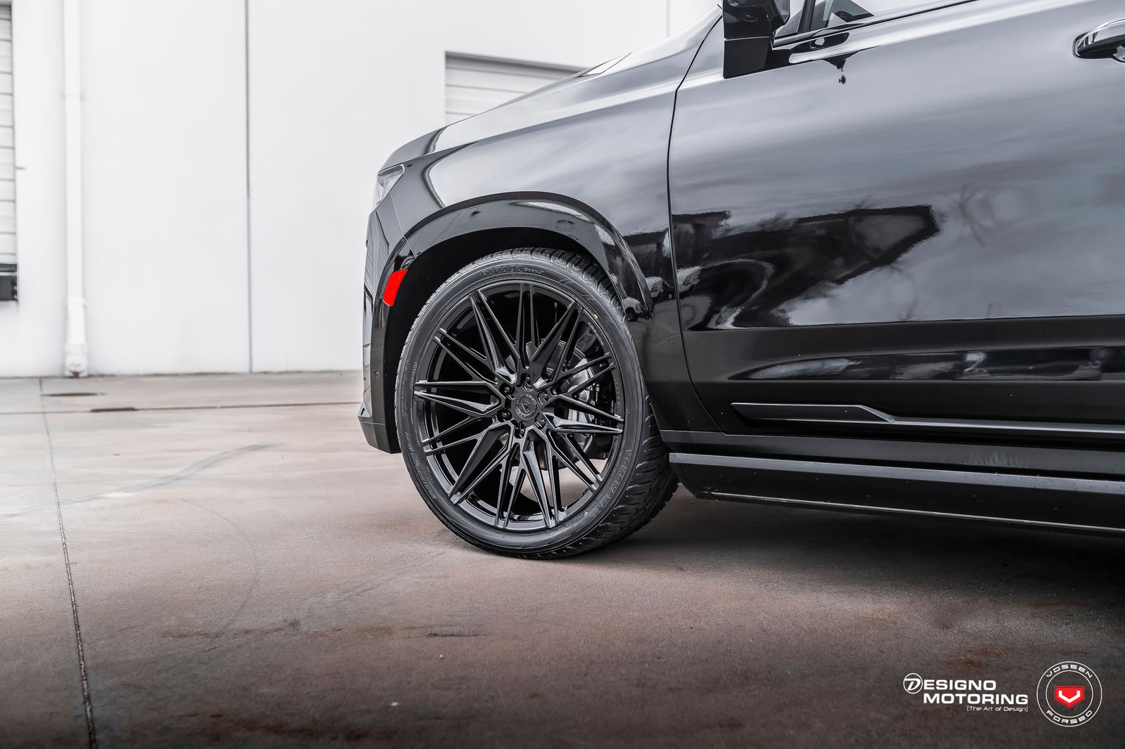 Vossen Forged EVO-5 on Cadillac Escalade 5th gen (GMT T1XX), photo 2