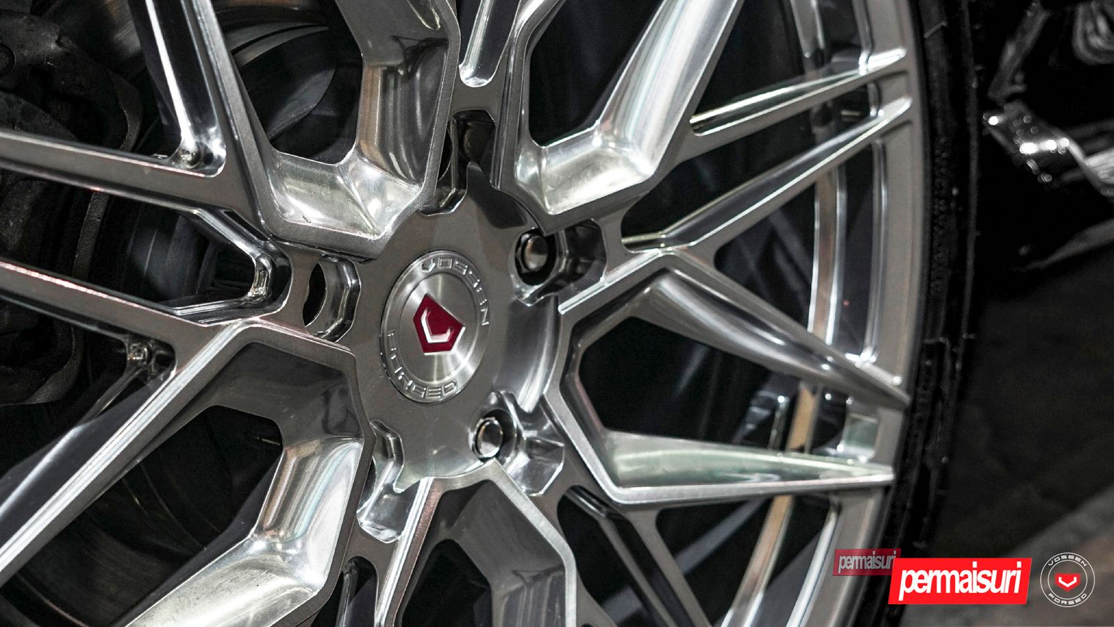 Vossen Forged EVO-5 on Toyota Land Cruiser J200.1