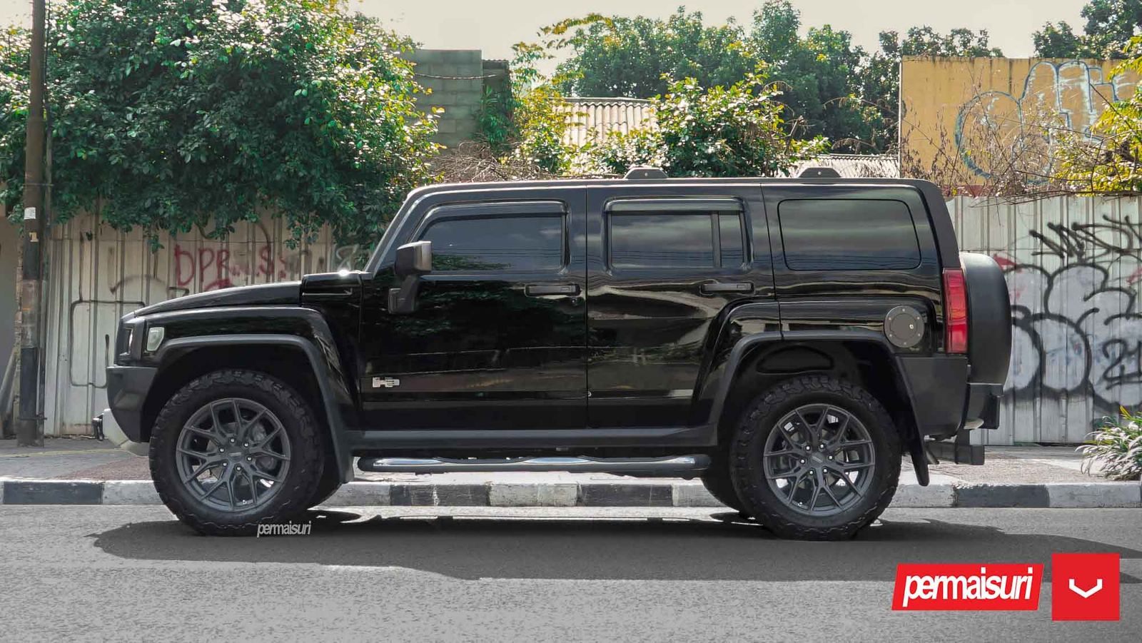 Vossen Forged HF6-4 on Hummer H3 (2005-2010)
