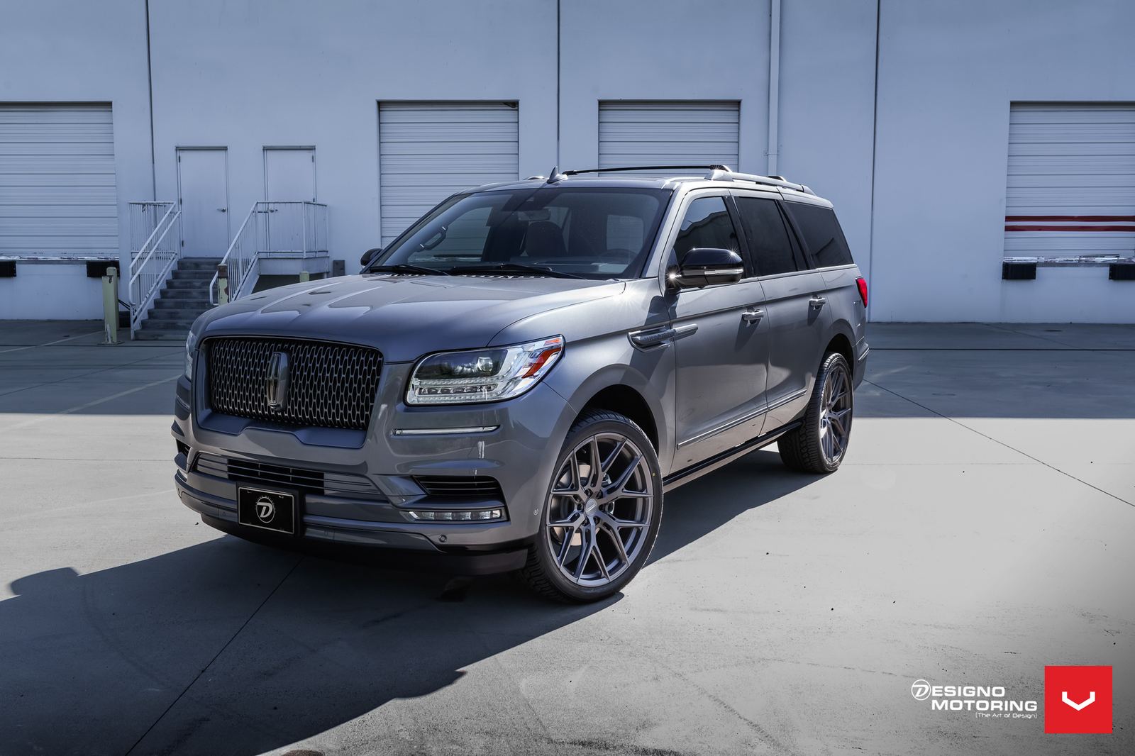 Vossen Forged HF6-4 on Lincoln Navigator 4th gen (U554)