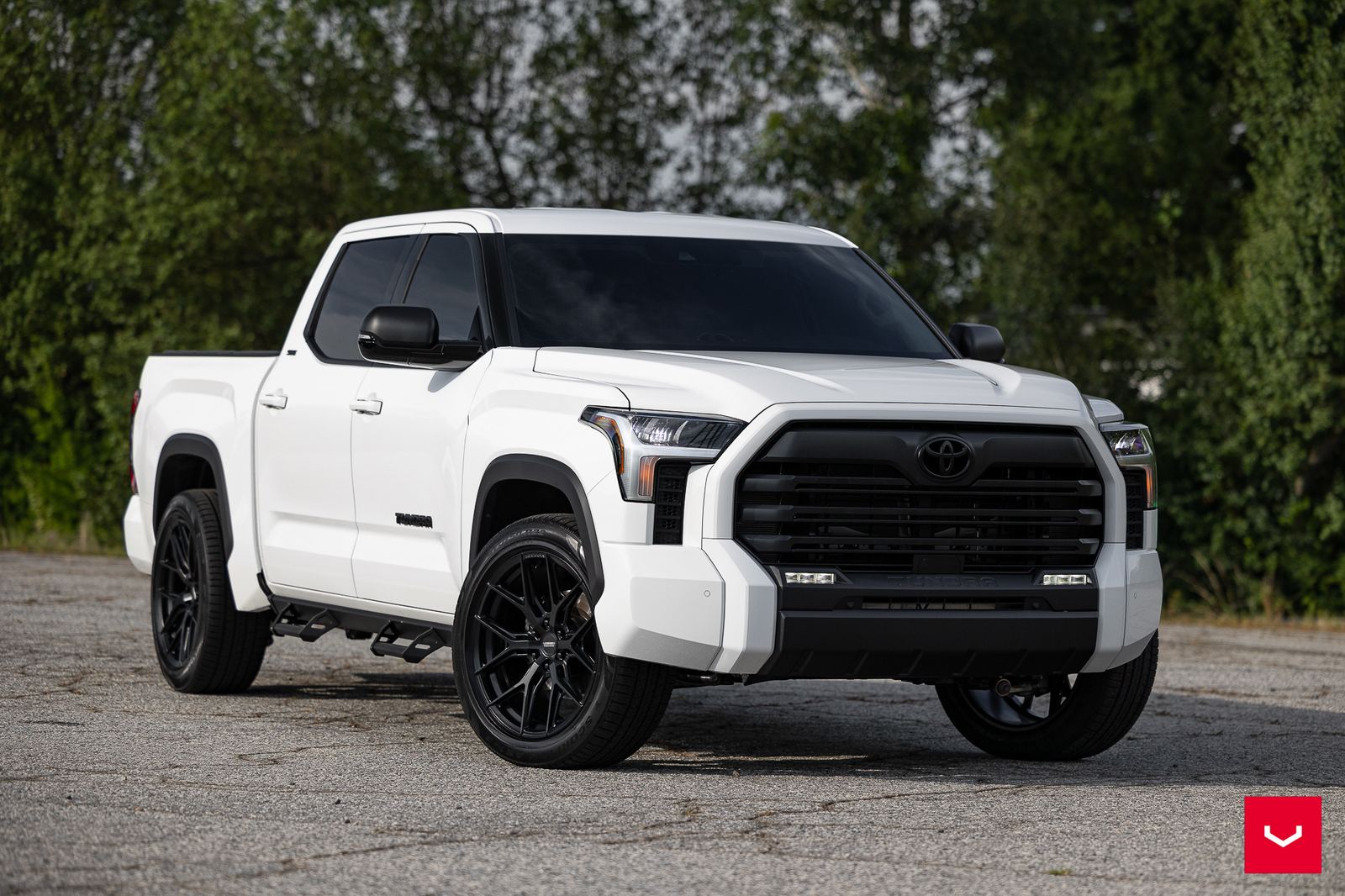 Vossen Forged HF6-4 on Toyota Tundra XK70