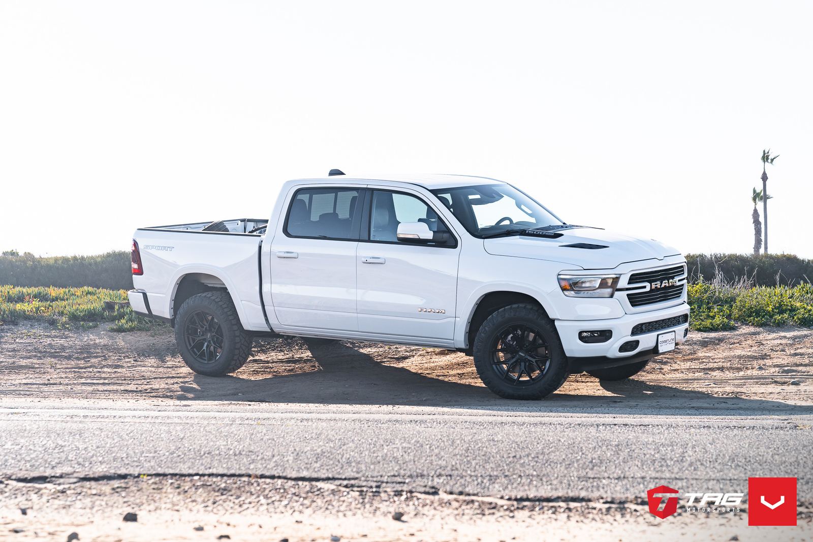 Vossen Forged HF6-4 on RAM 1500 5th gen (DT)