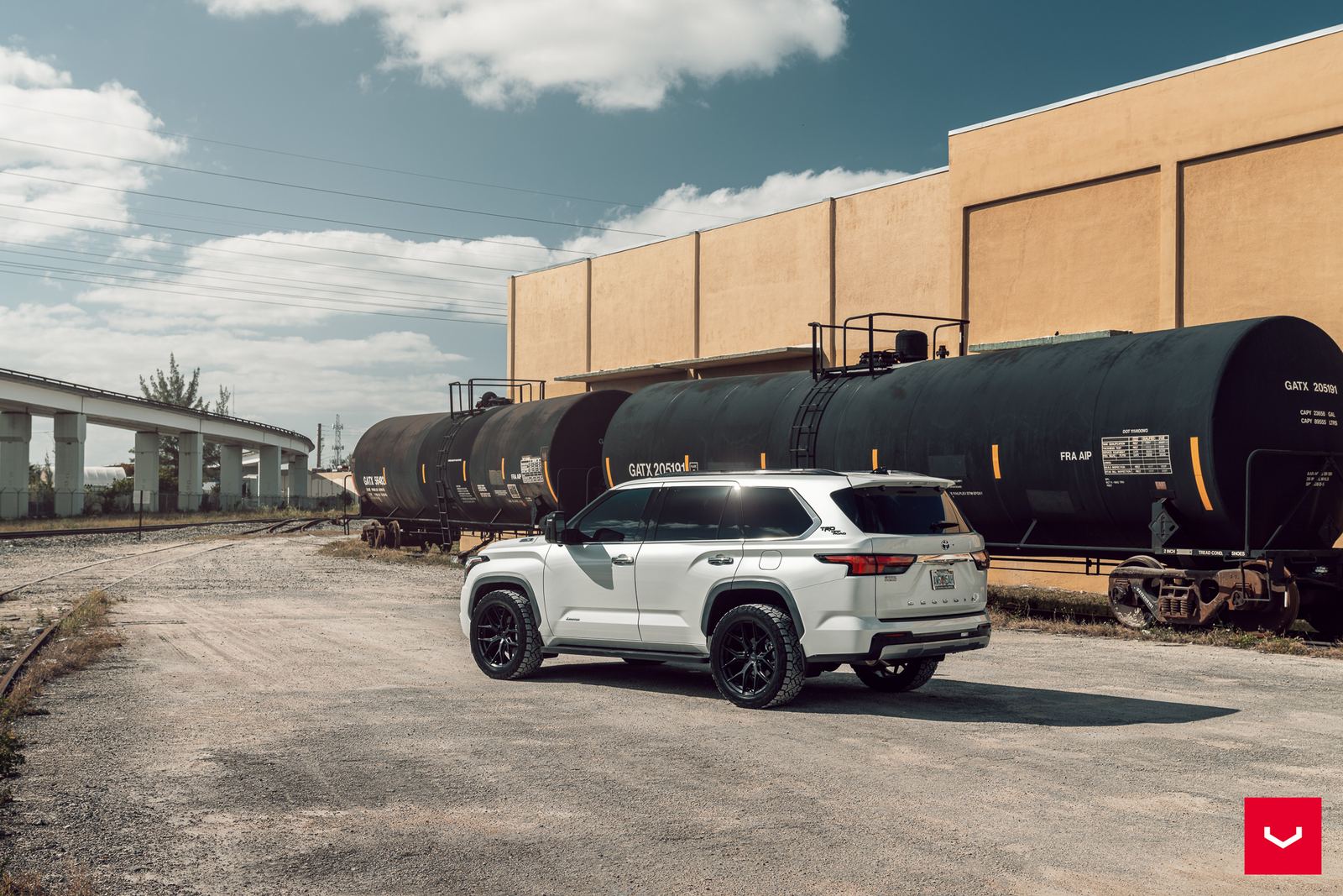 Vossen Forged HF6-4 on Toyota Sequoia XK80