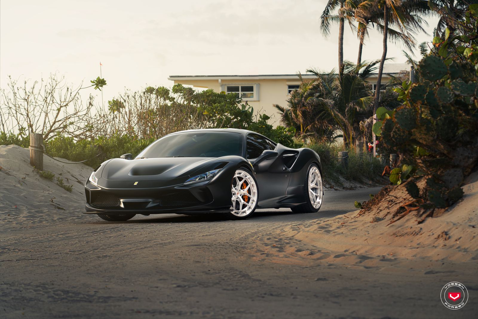 Vossen Forged LC3-01T on Ferrari F8 F142MFL, photo 2