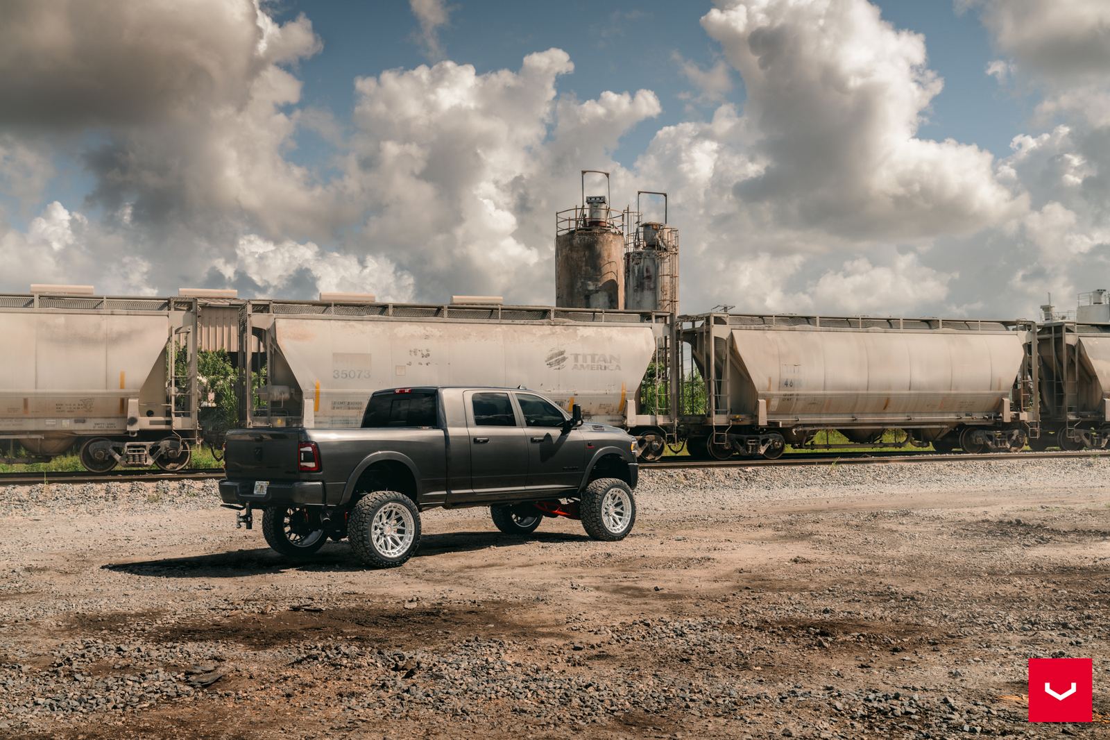 Vossen Forged HFX-1 (8-lug) on RAM 2500 5th gen (2019-), photo 5