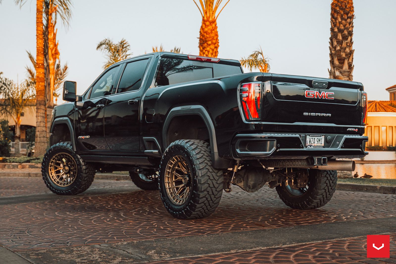 Vossen Forged HFX-1 (8-lug) on GMC Sierra 1st gen (Sierra Limited), photo 2