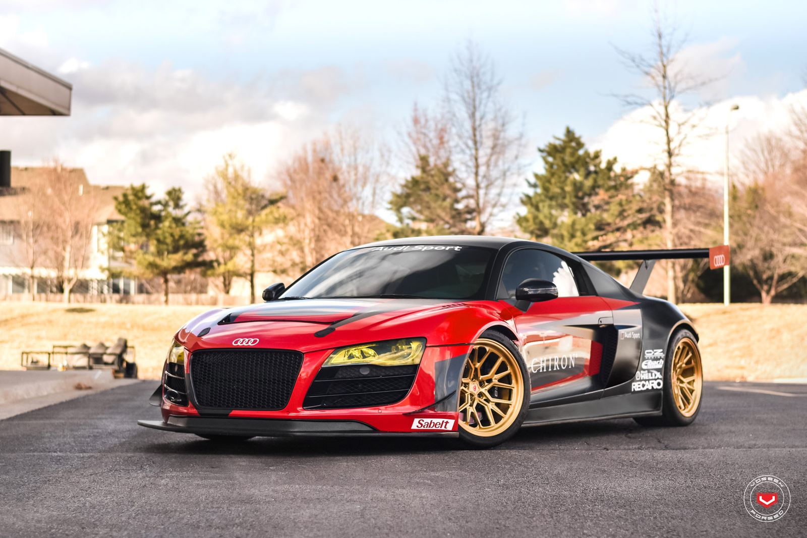 Vossen Forged M-X3 on Audi R8 Type 42.1