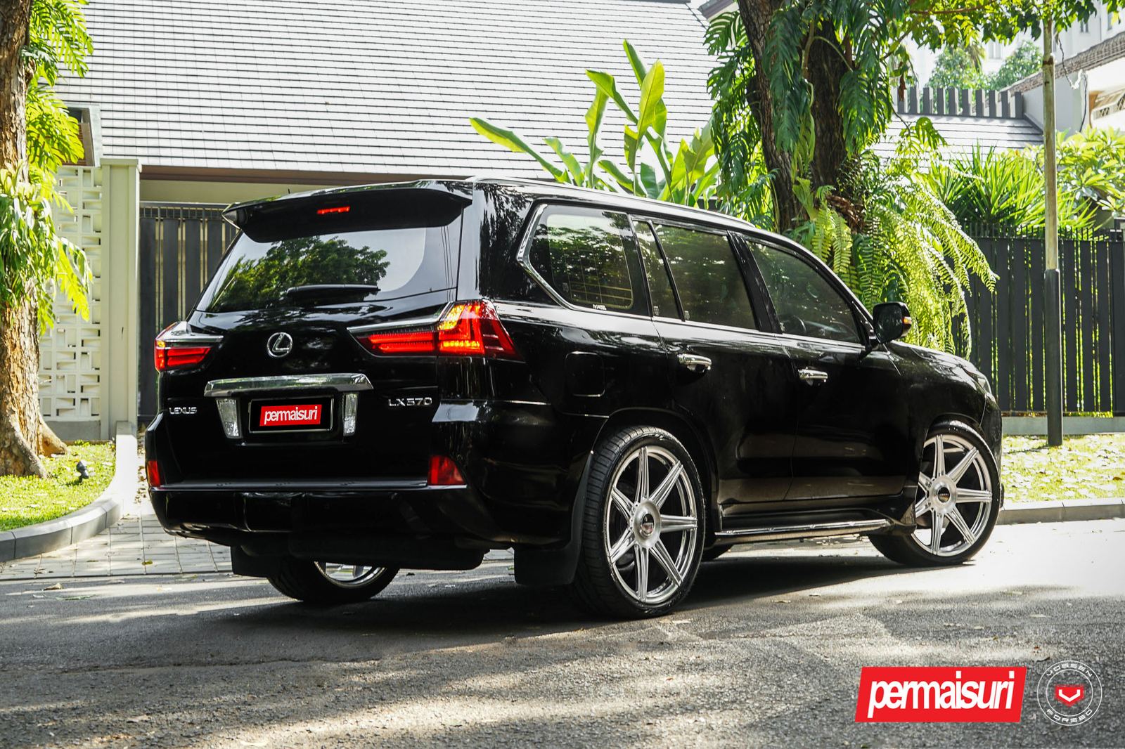 Vossen Forged S17-11 on Lexus LX URJ200 (LX 570), photo 3