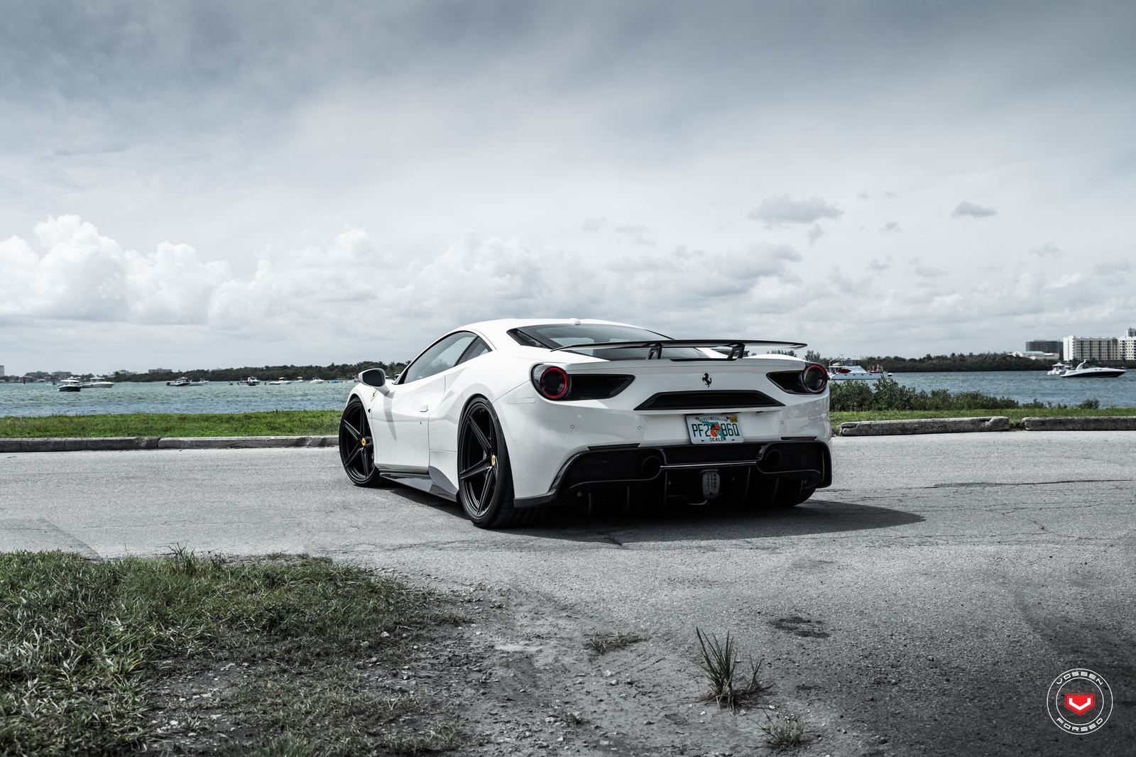 Vossen Forged M-X5 on Ferrari 488, photo 2