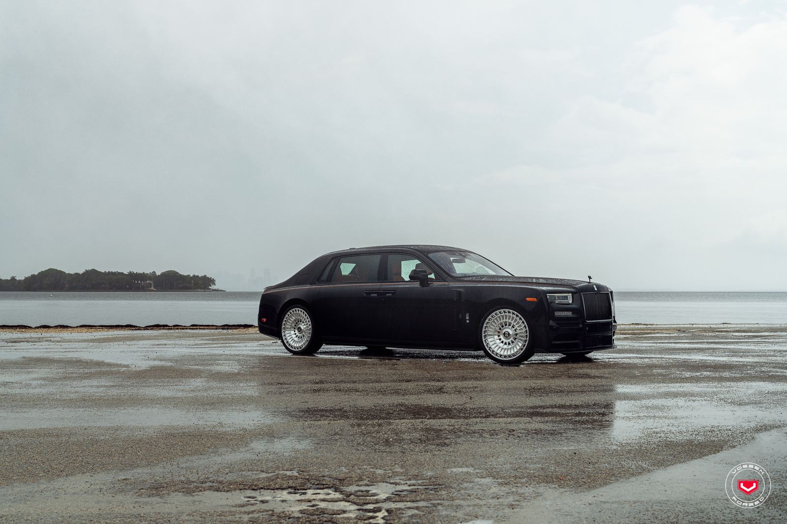 Vossen Forged LC3-13T on Rolls-Royce Phantom VIII.1