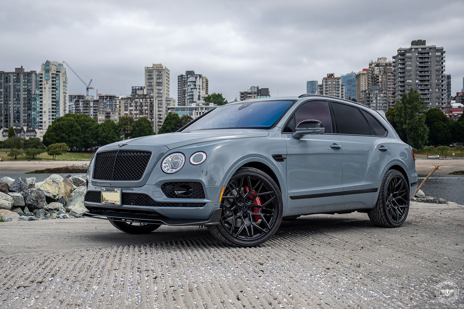 Vossen Forged UV-1 on Bentley Bentayga.1