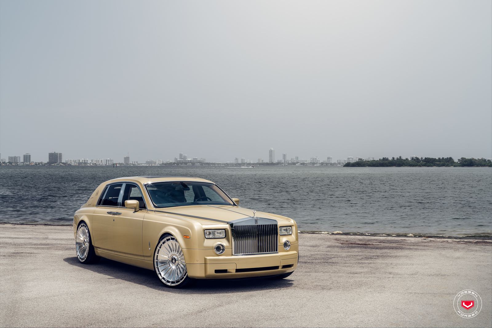 Vossen Forged S21-12 on Rolls-Royce Phantom VII.1