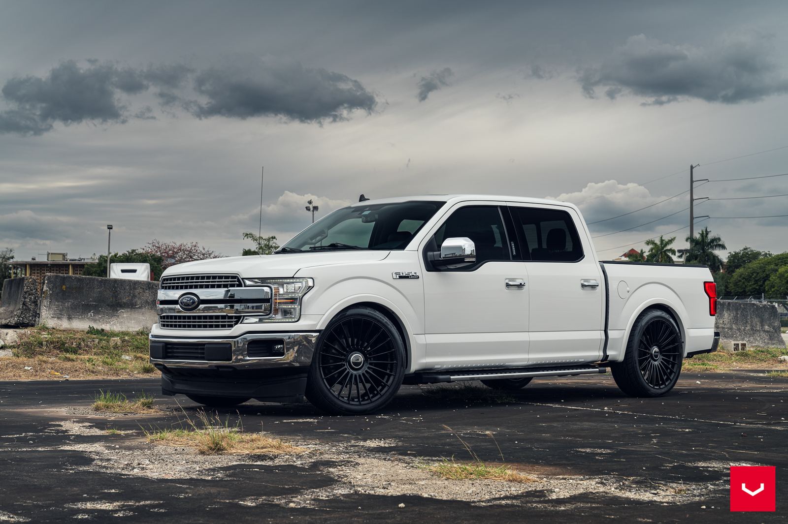 Vossen Forged HF-8 on Ford F-150 P702 (2021-present)
