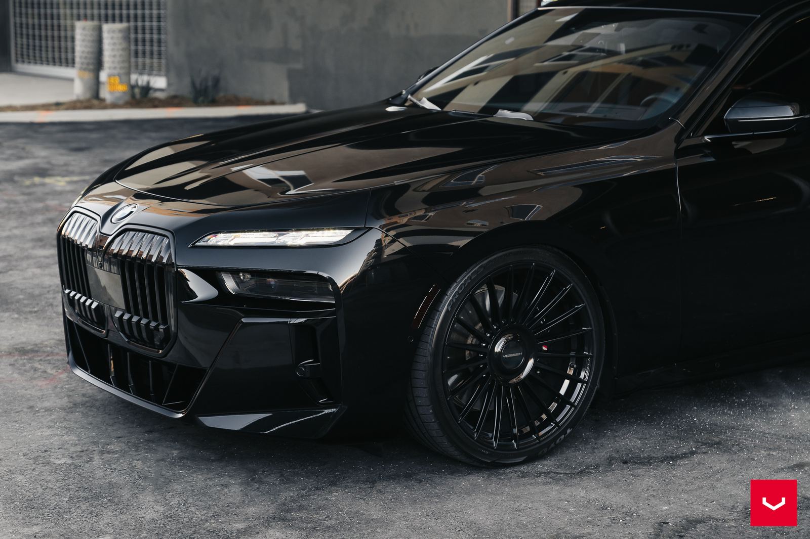 Vossen Forged HF-8 on BMW i7 G70.1, photo 2
