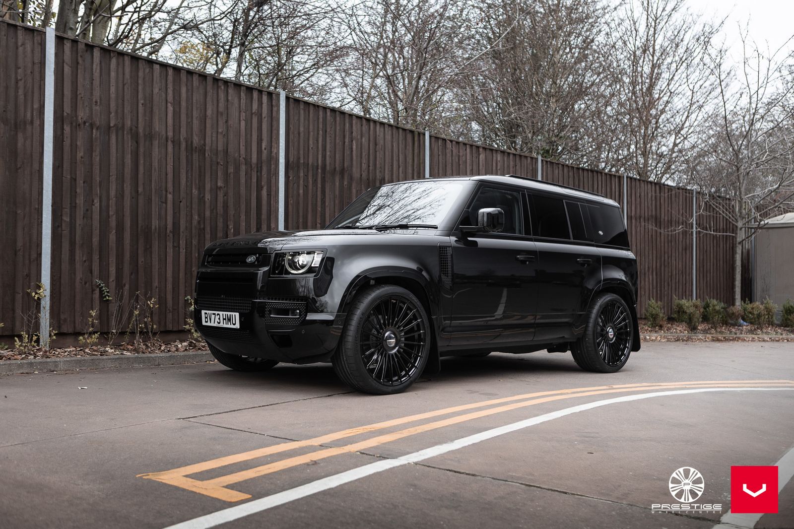Vossen Forged HF-8 on Land Rover Defender L663