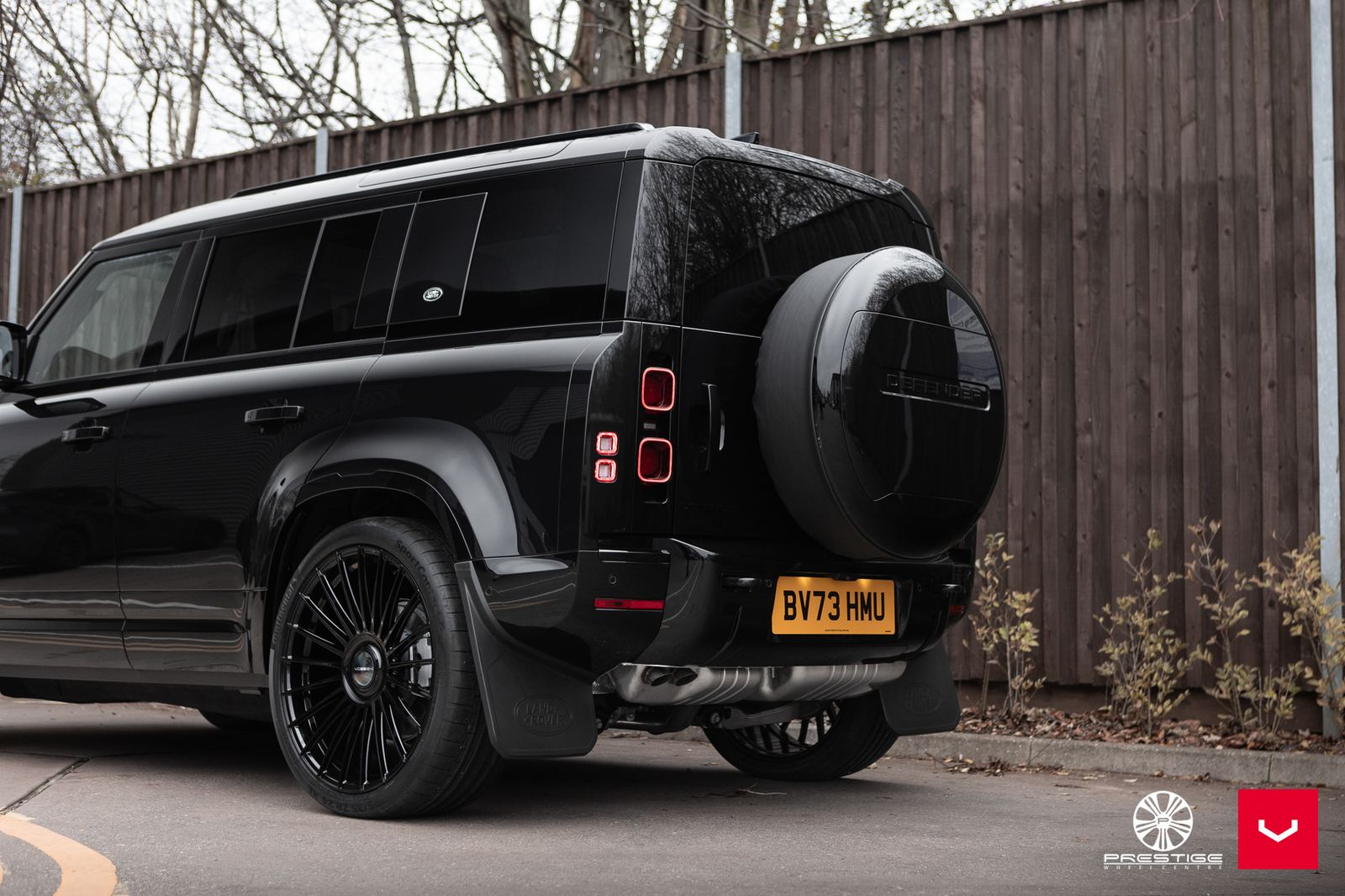 Vossen Forged HF-8 on Land Rover Defender L663, photo 3