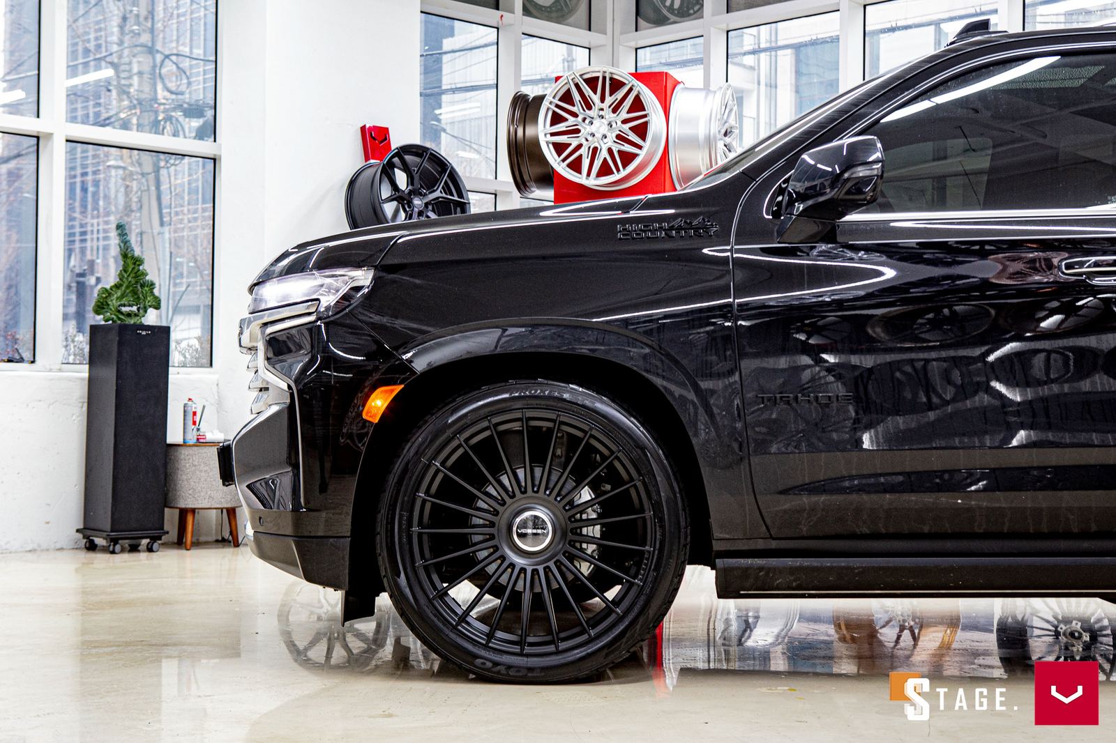 Vossen Forged HF-8 on Chevrolet Tahoe T1, photo 2