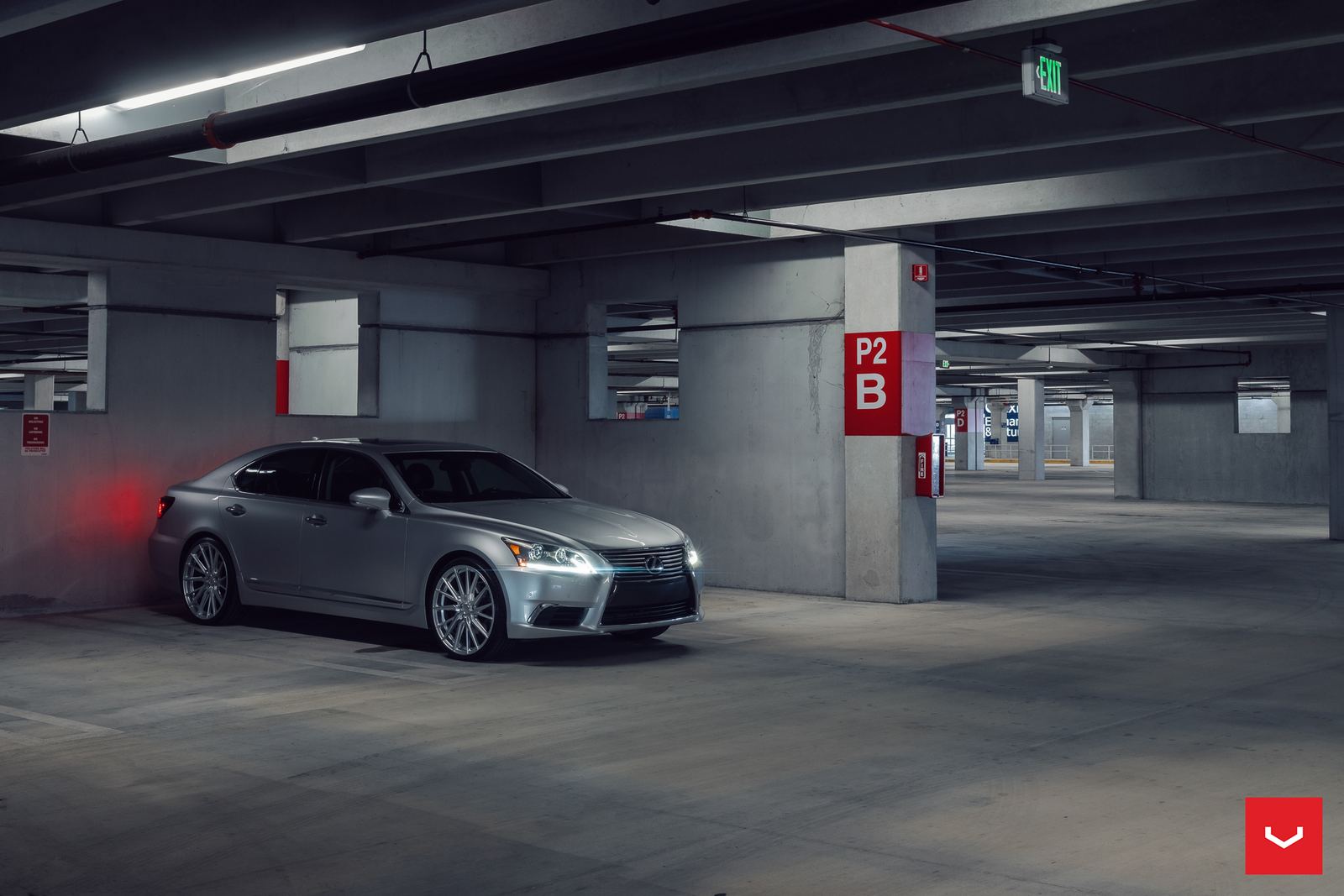 Vossen Forged HF-4T on Lexus LS XF40, photo 2