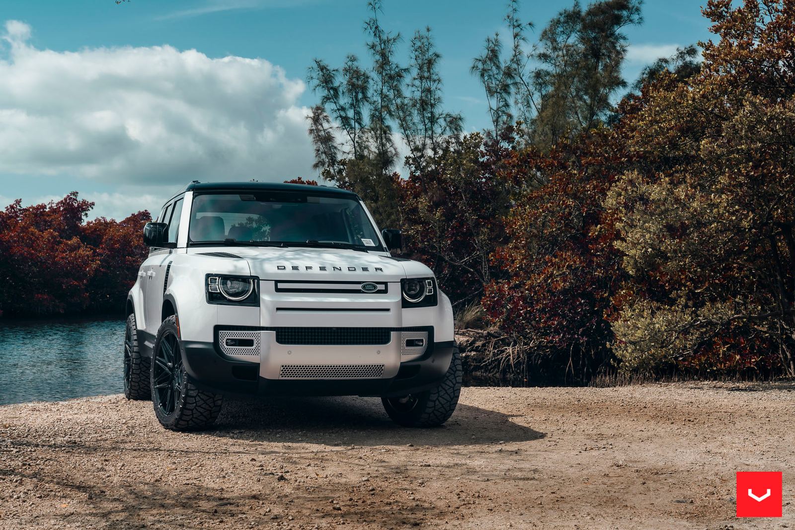 Vossen Forged HF-7 on Land Rover Defender L663