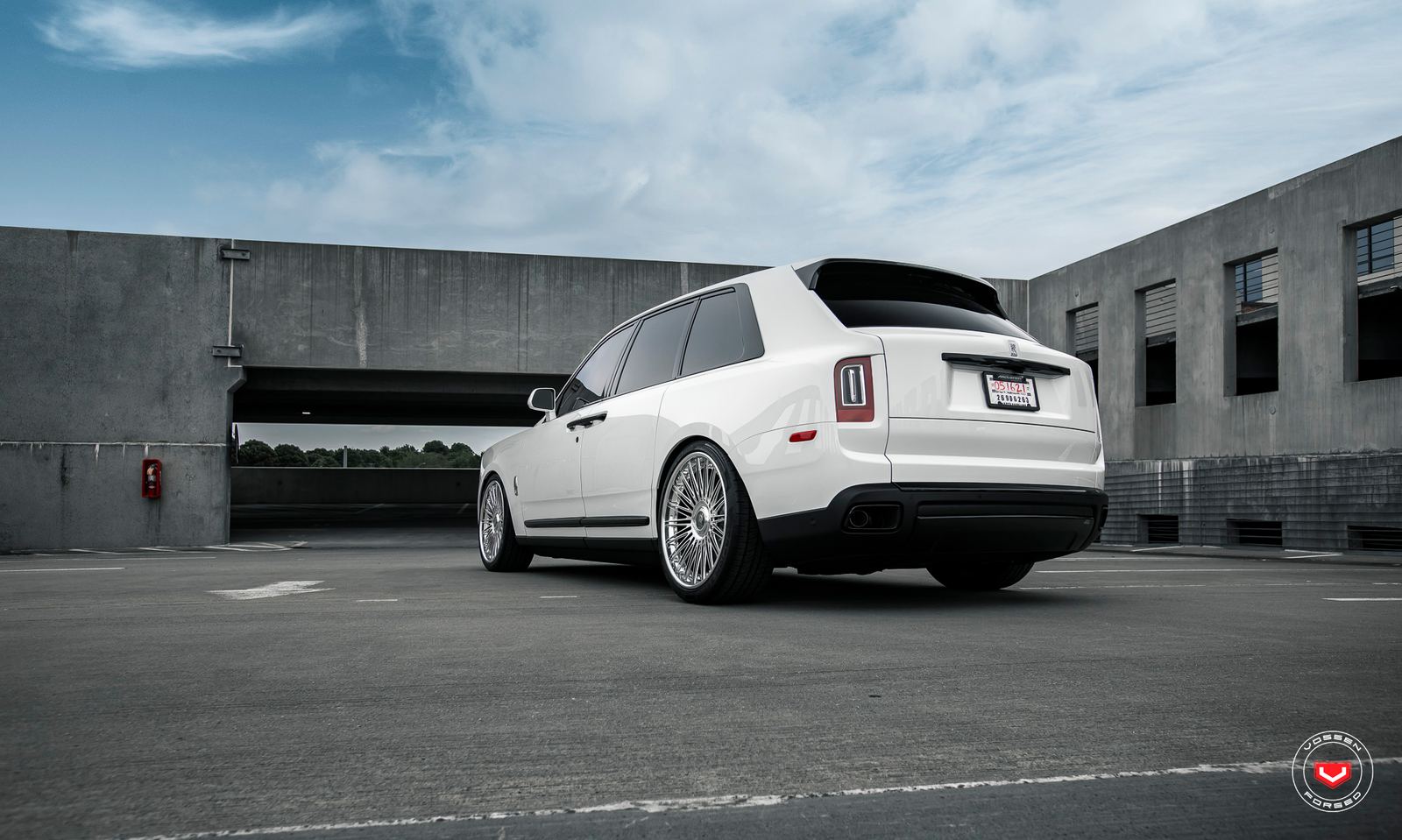 Vossen Forged S17-14 (3-Piece) on Rolls-Royce Cullinan.1