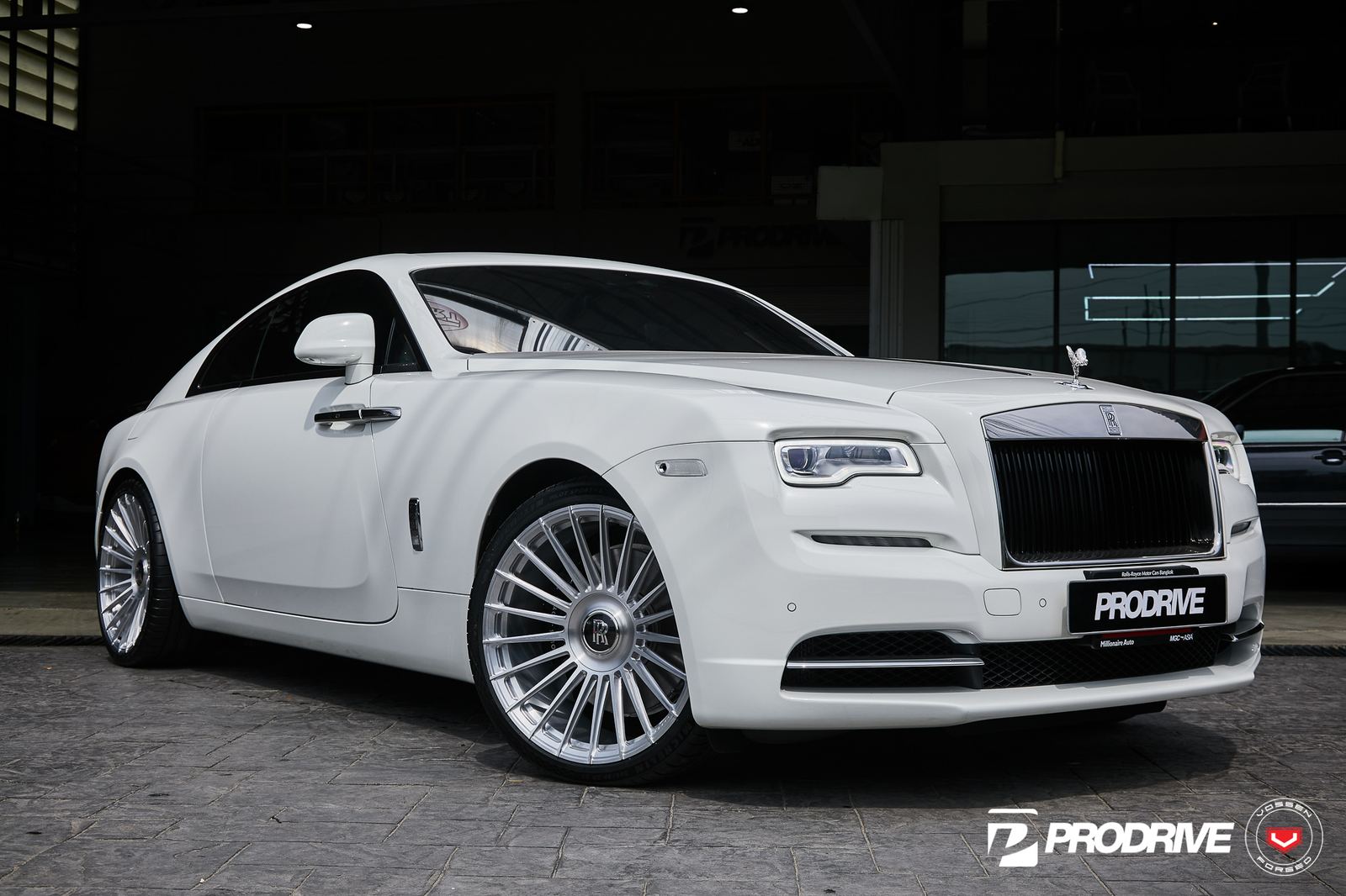 Vossen Forged S17-13 on Rolls-Royce Wraith.1