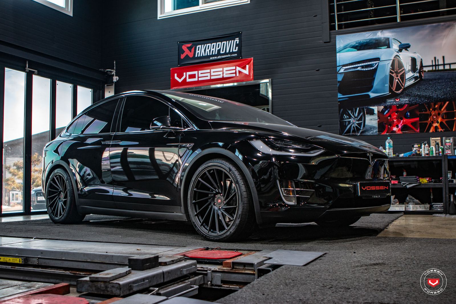 Vossen Forged VPS-305T on Tesla Model X Original (2015-2021)