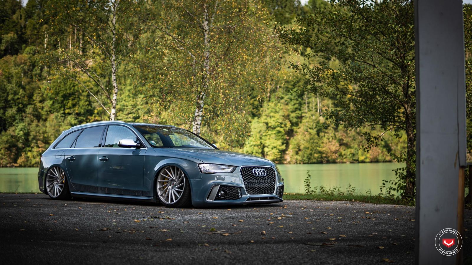 Vossen Forged VPS-305T on Audi A4 B8.1