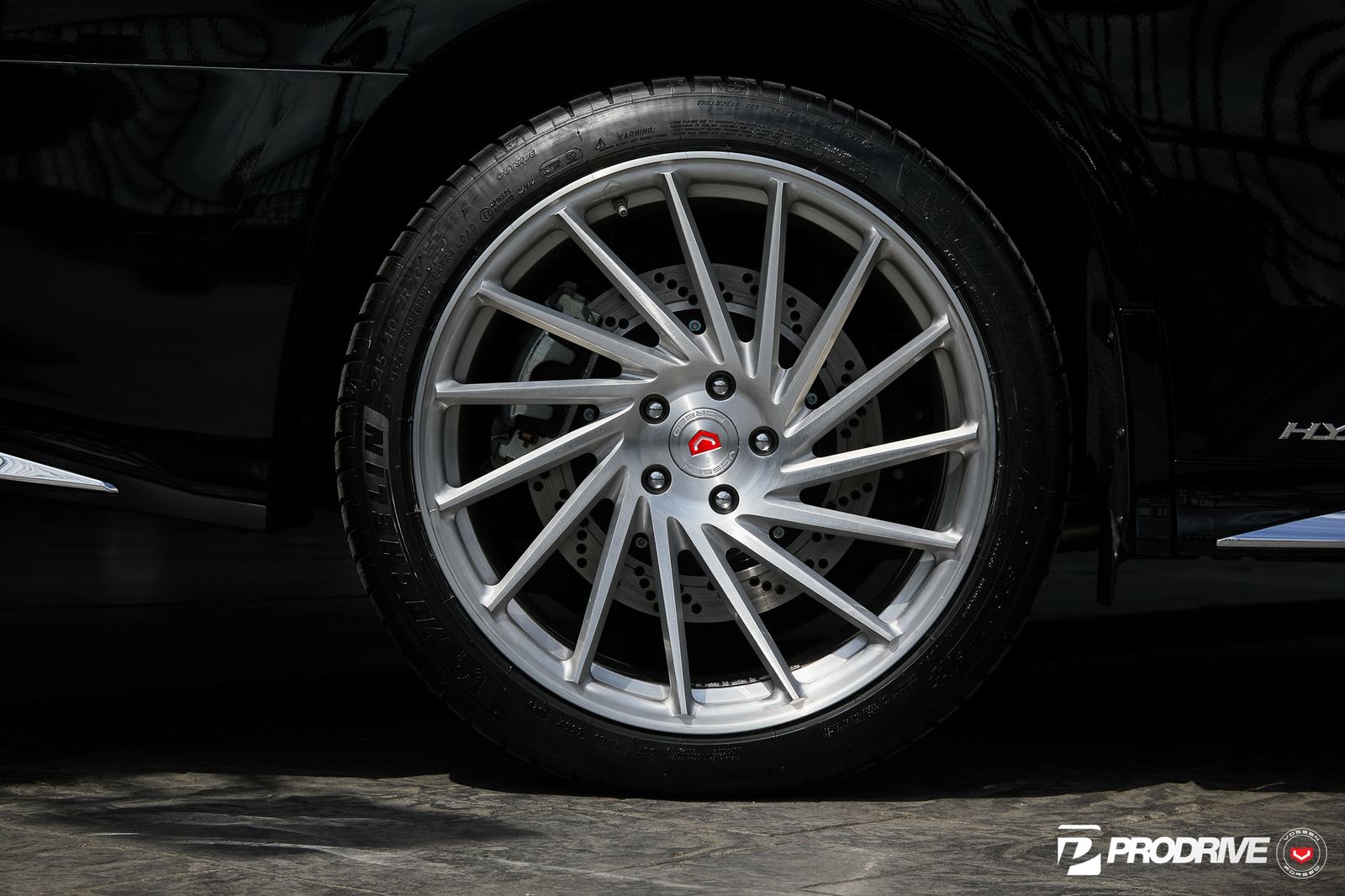 Vossen Forged VPS-305T on Lexus LM 2nd gen, photo 3
