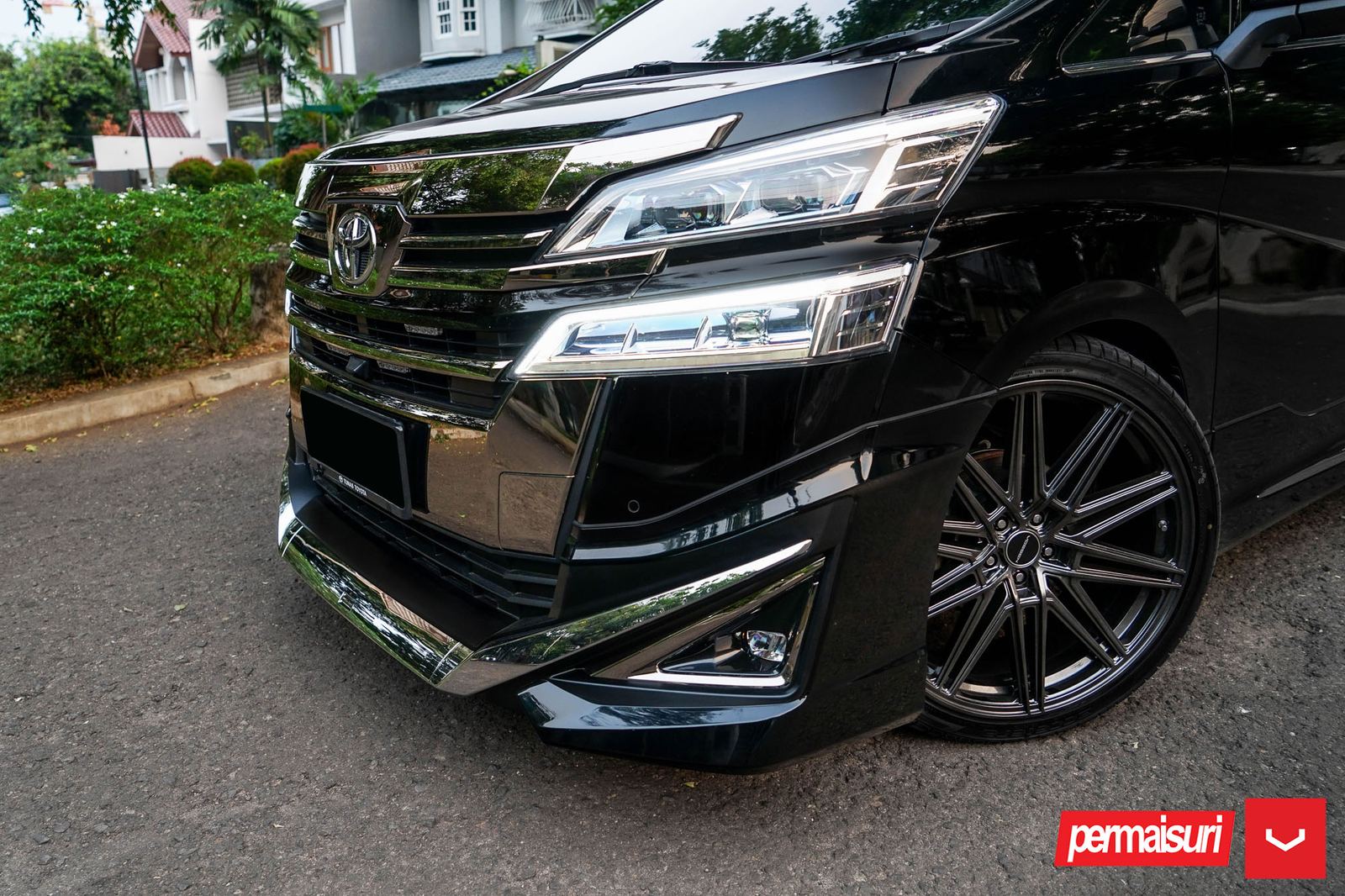 Vossen Forged CV10 on Toyota Vellfire AH30, photo 2