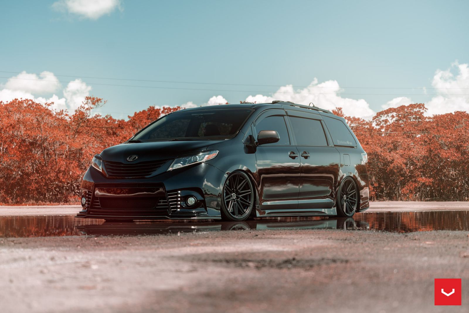 Vossen Forged CV10 on Toyota Sienna XL30.1
