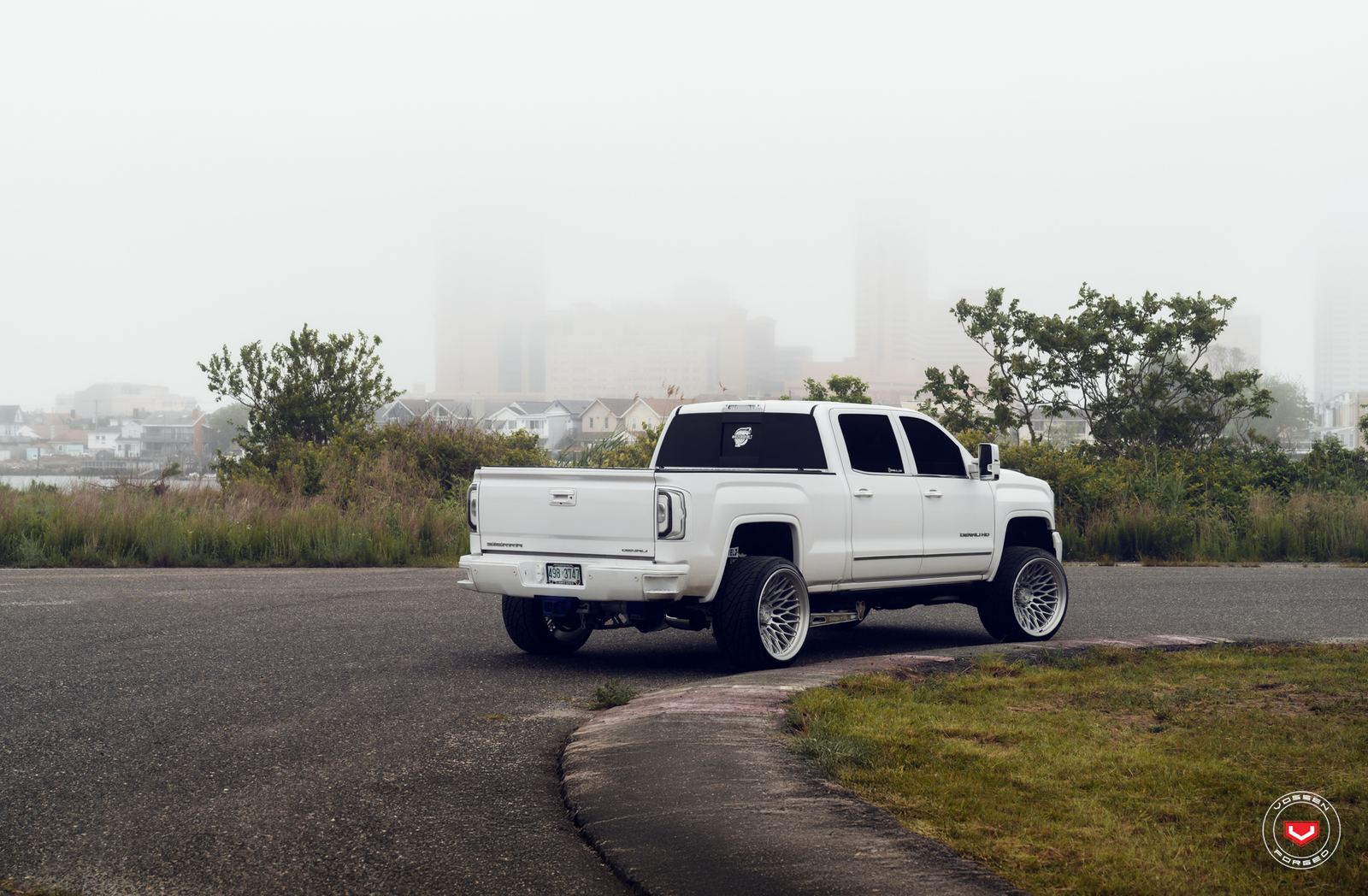 Vossen Forged GNX-02 on GMC Sierra 1st gen (Sierra Limited), photo 3