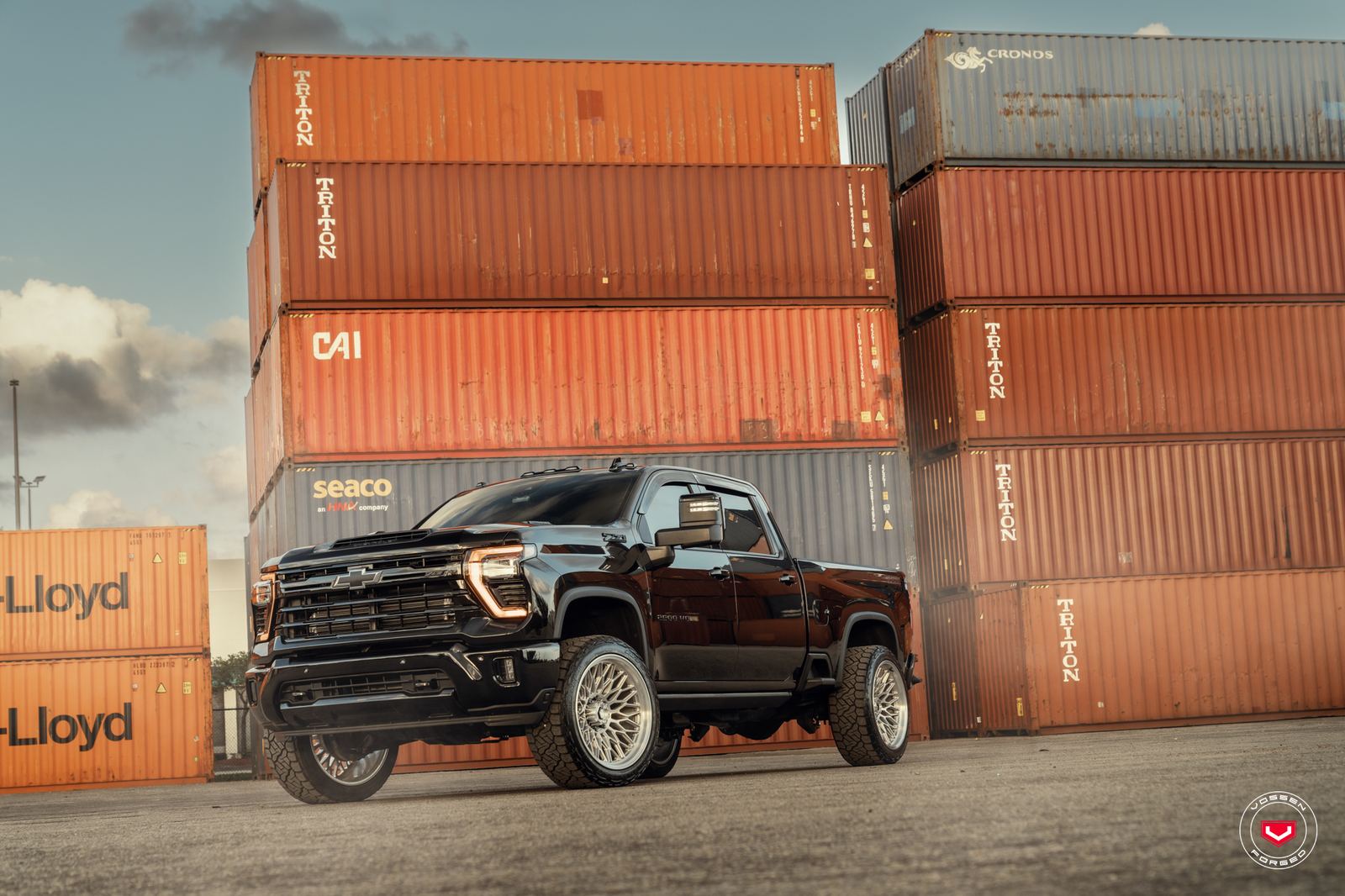 Vossen Forged GNX-02 on Chevrolet Silverado T1.1
