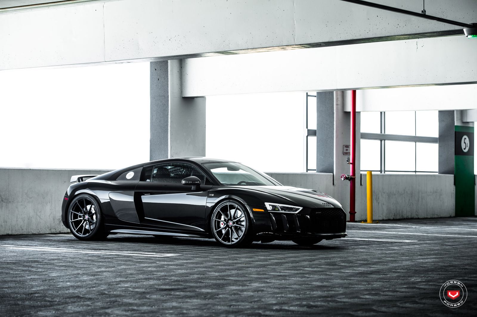 Vossen Forged M-X2 on Audi R8 Type 4S.1