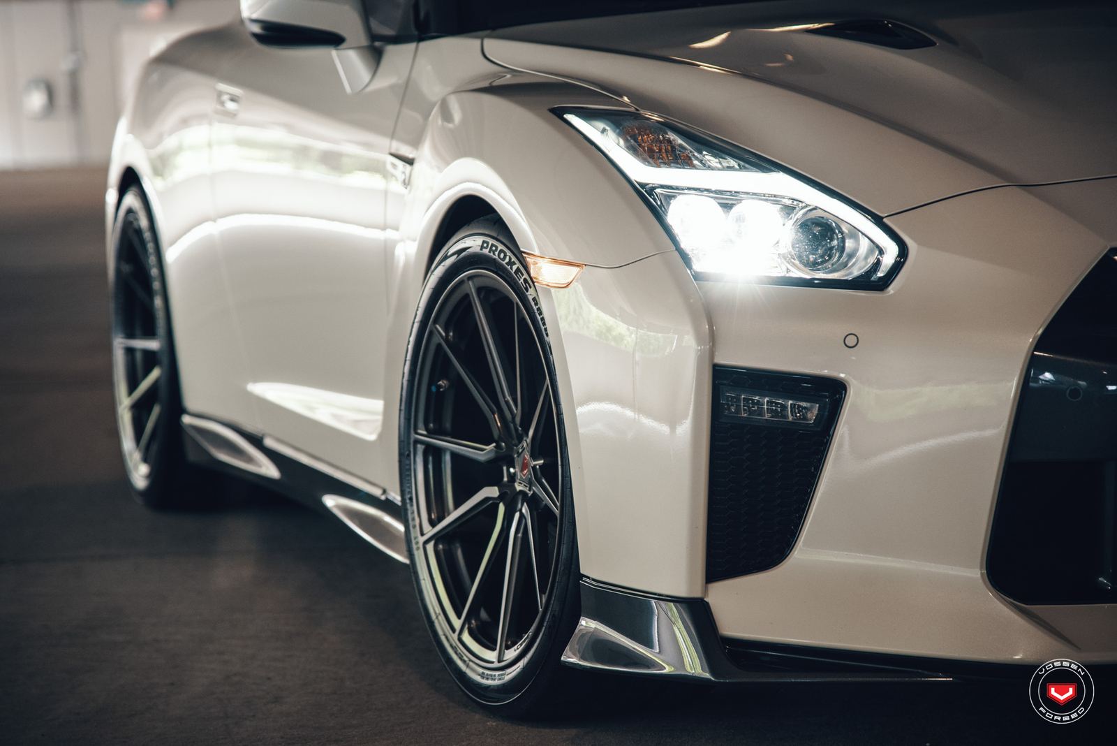 Vossen Forged M-X2 on Nissan GT-R R35.1, photo 2
