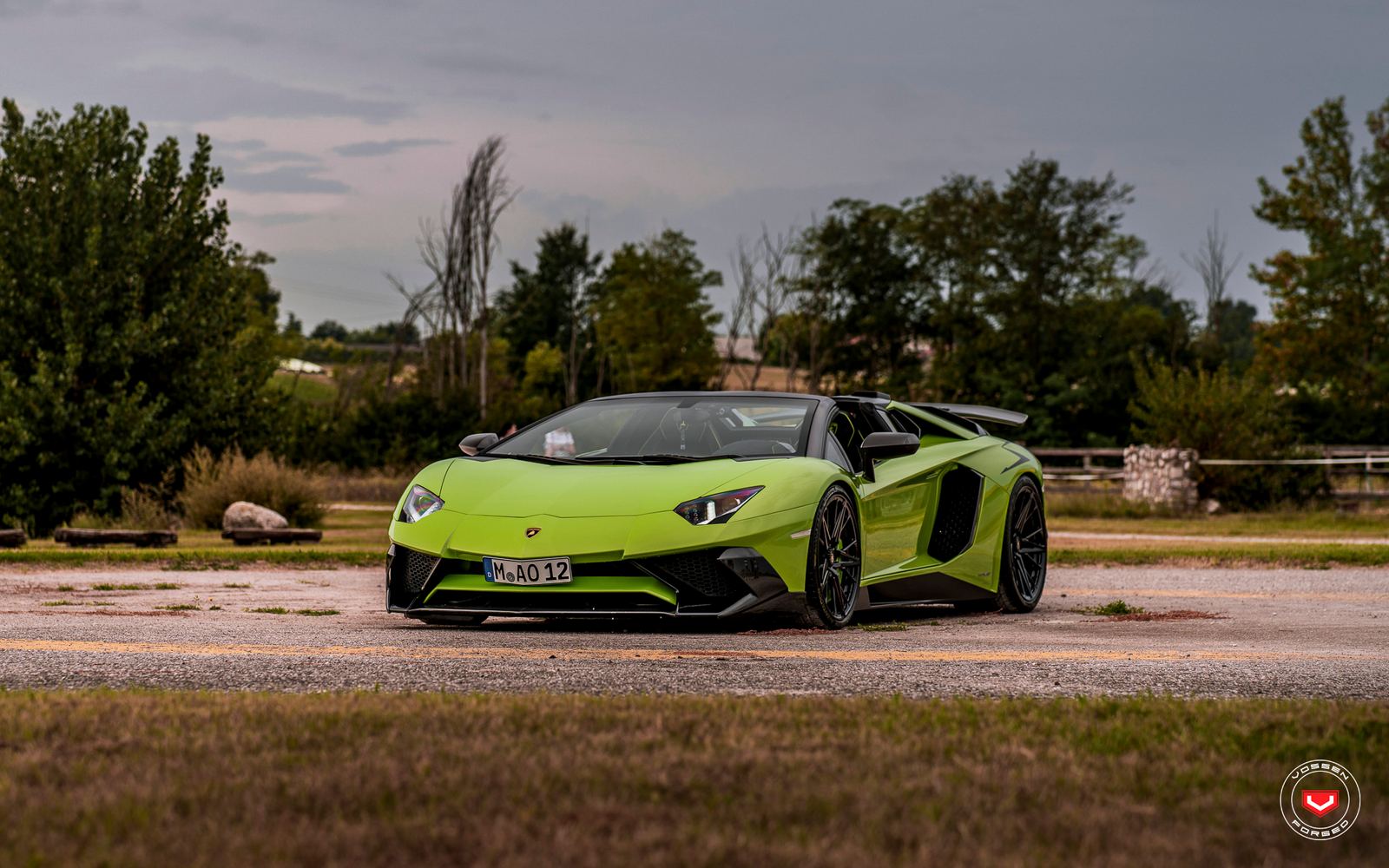 Vossen Forged M-X6 on Lamborghini Aventador SV LP 750-4 (2015-2017)