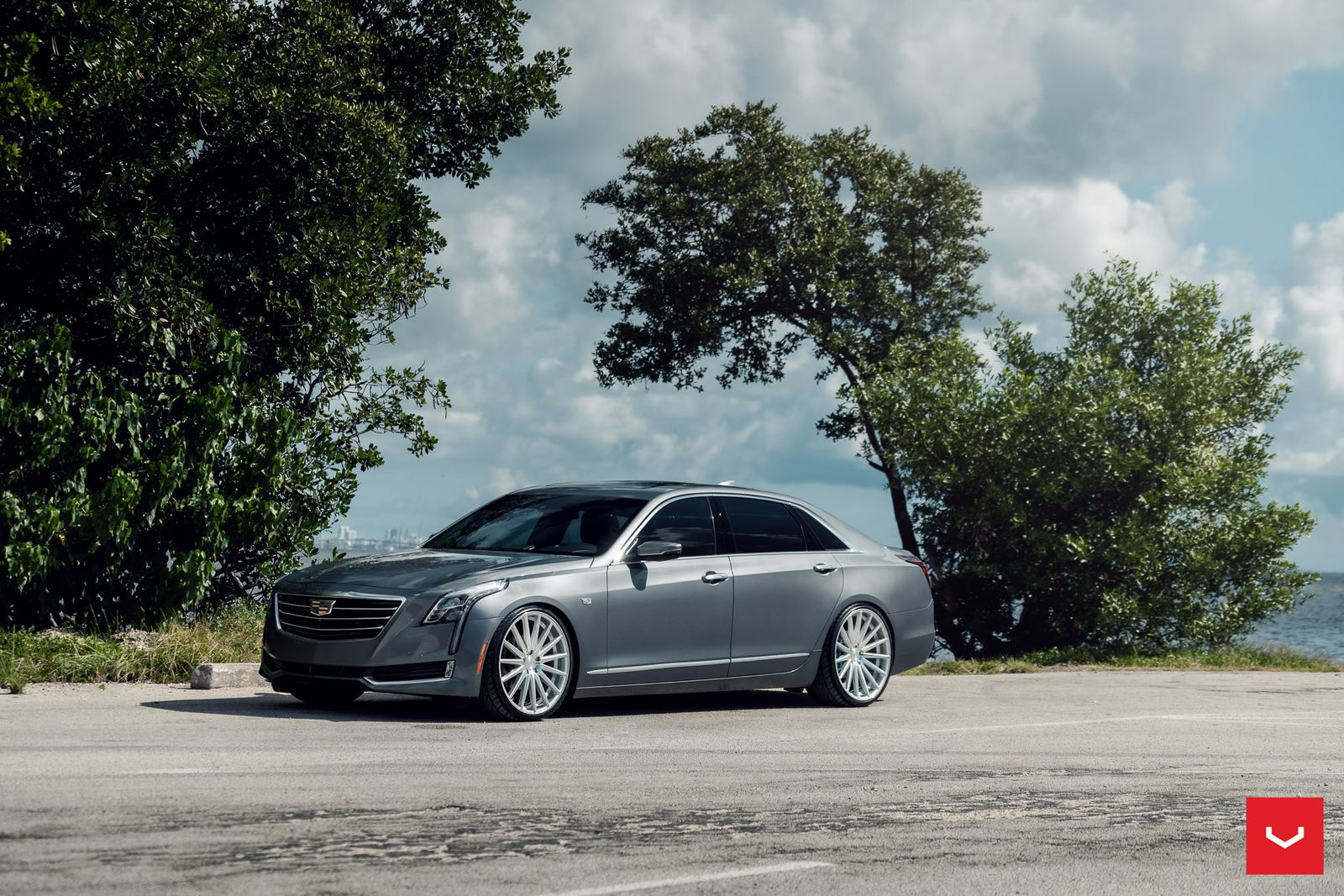 Vossen Forged VFS-2 on Cadillac CT6 1st gen