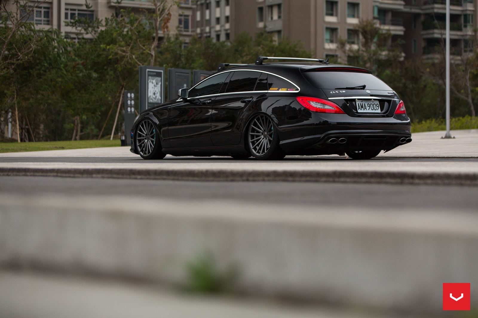 Vossen Forged VFS-2 on Mercedes-Benz CLS C218.1, photo 3
